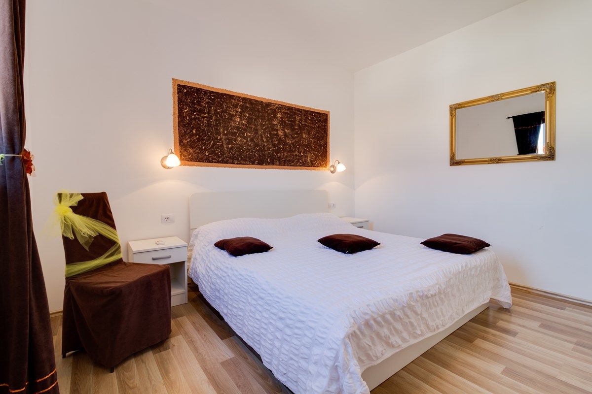 Villa Agneza 74069-K1