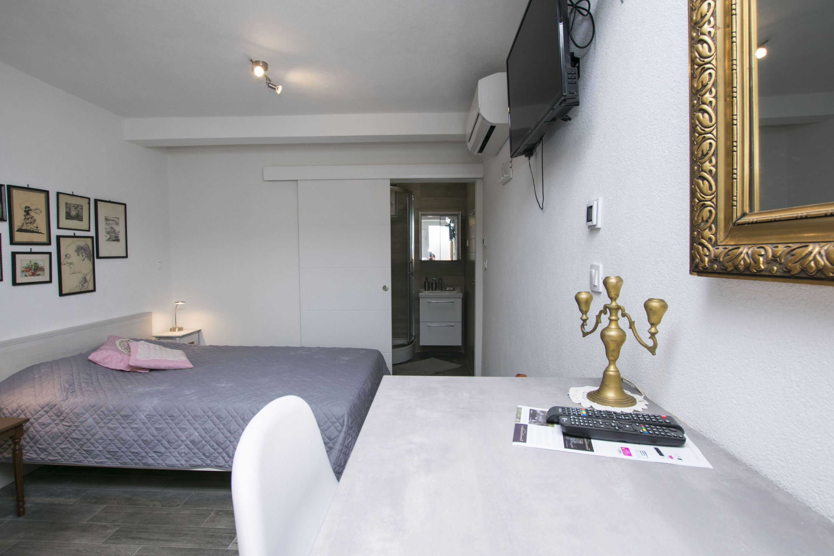 Apartment Roje 67011-A1