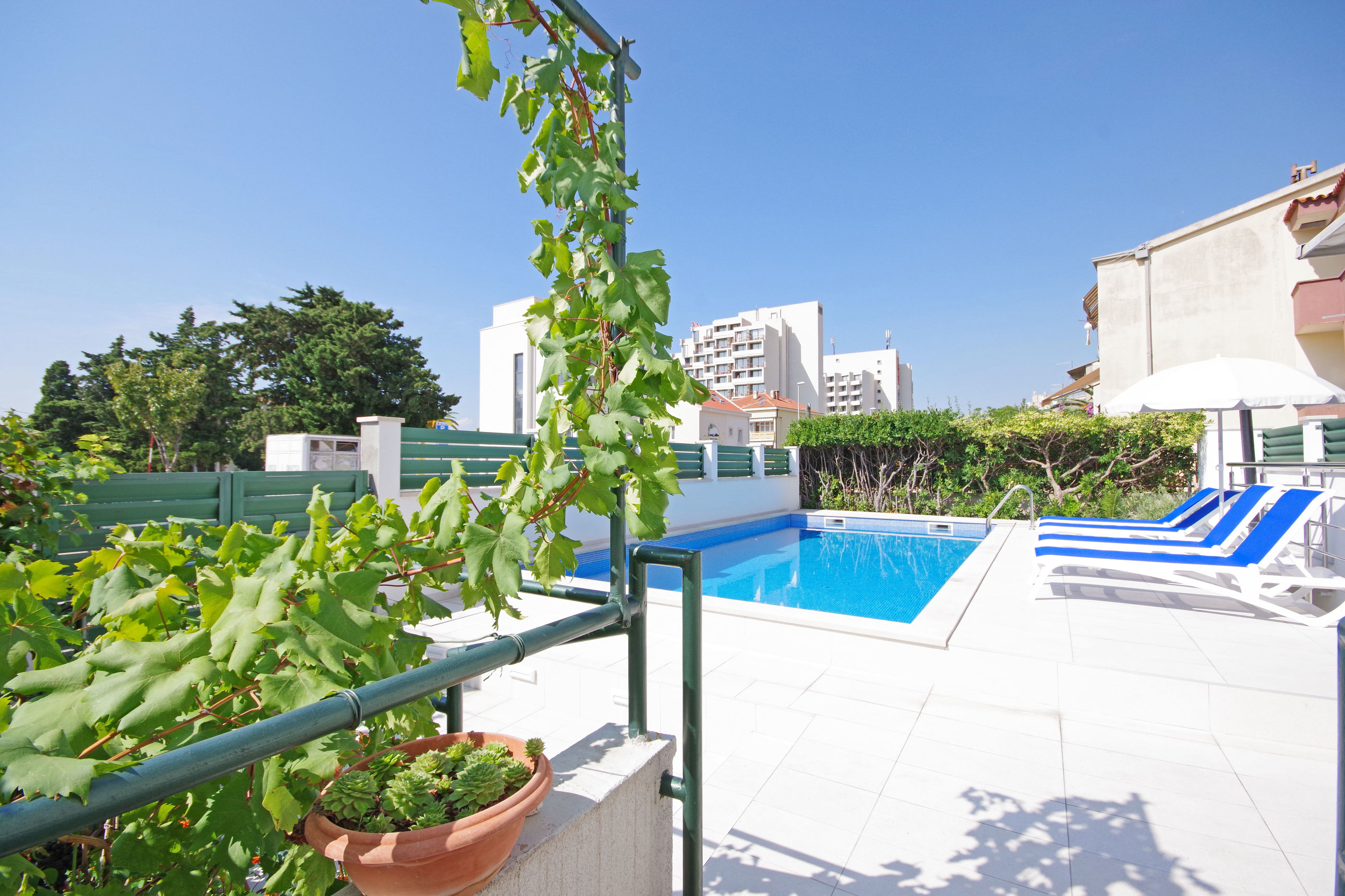 Apartments Slobodanka 36121-A1
