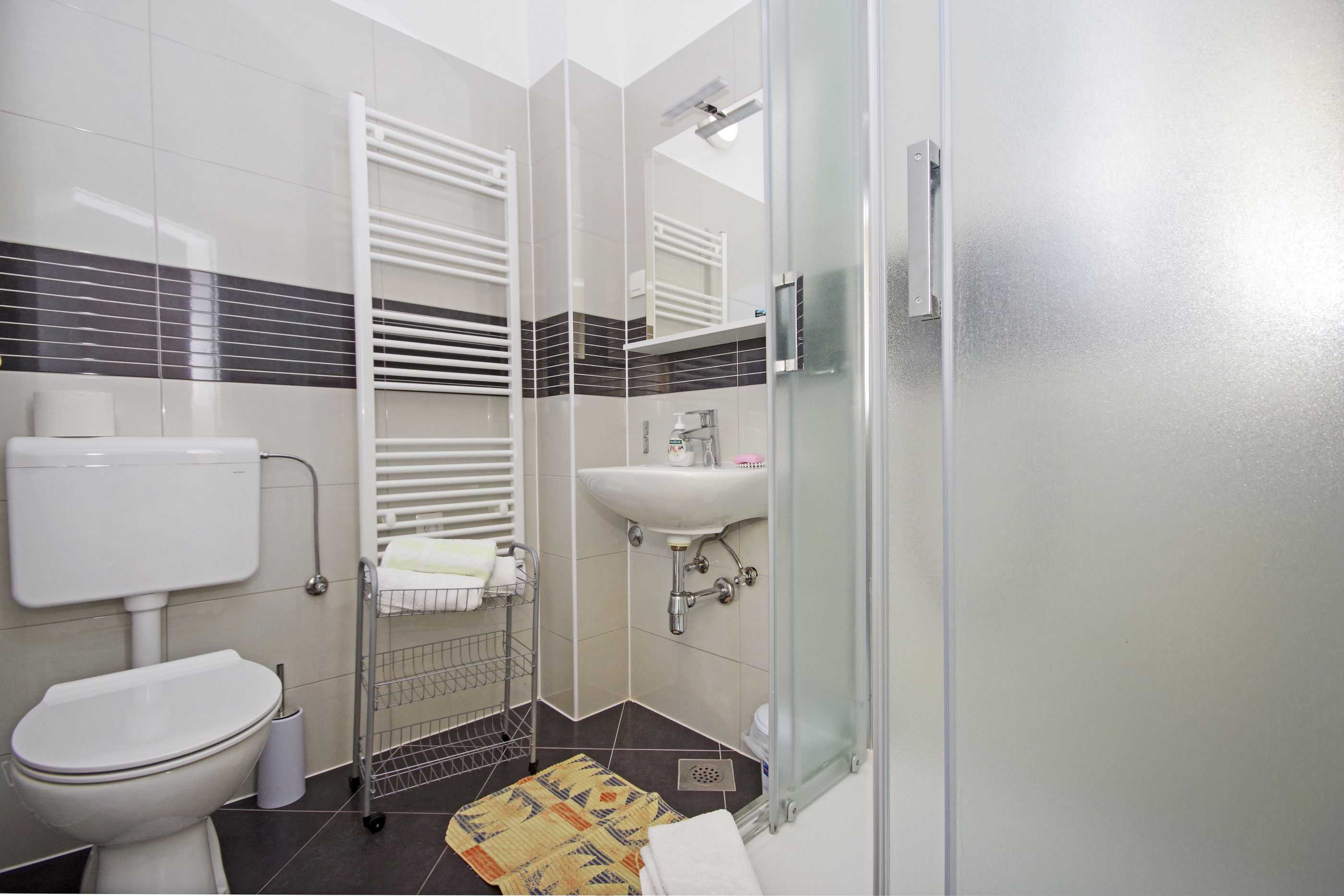 Apartments Slobodanka 36121-A1