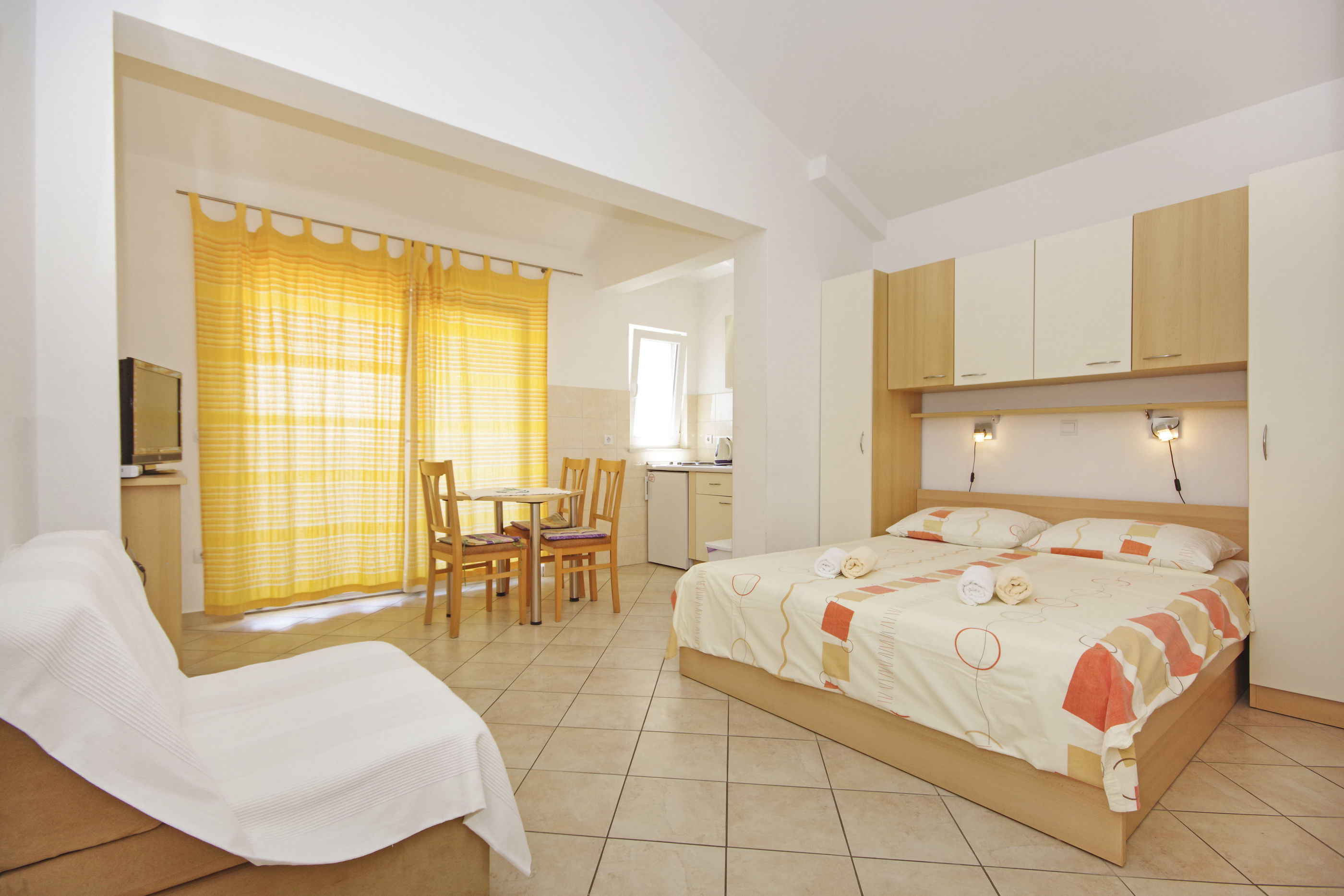 Apartments Slobodanka 36121-A6