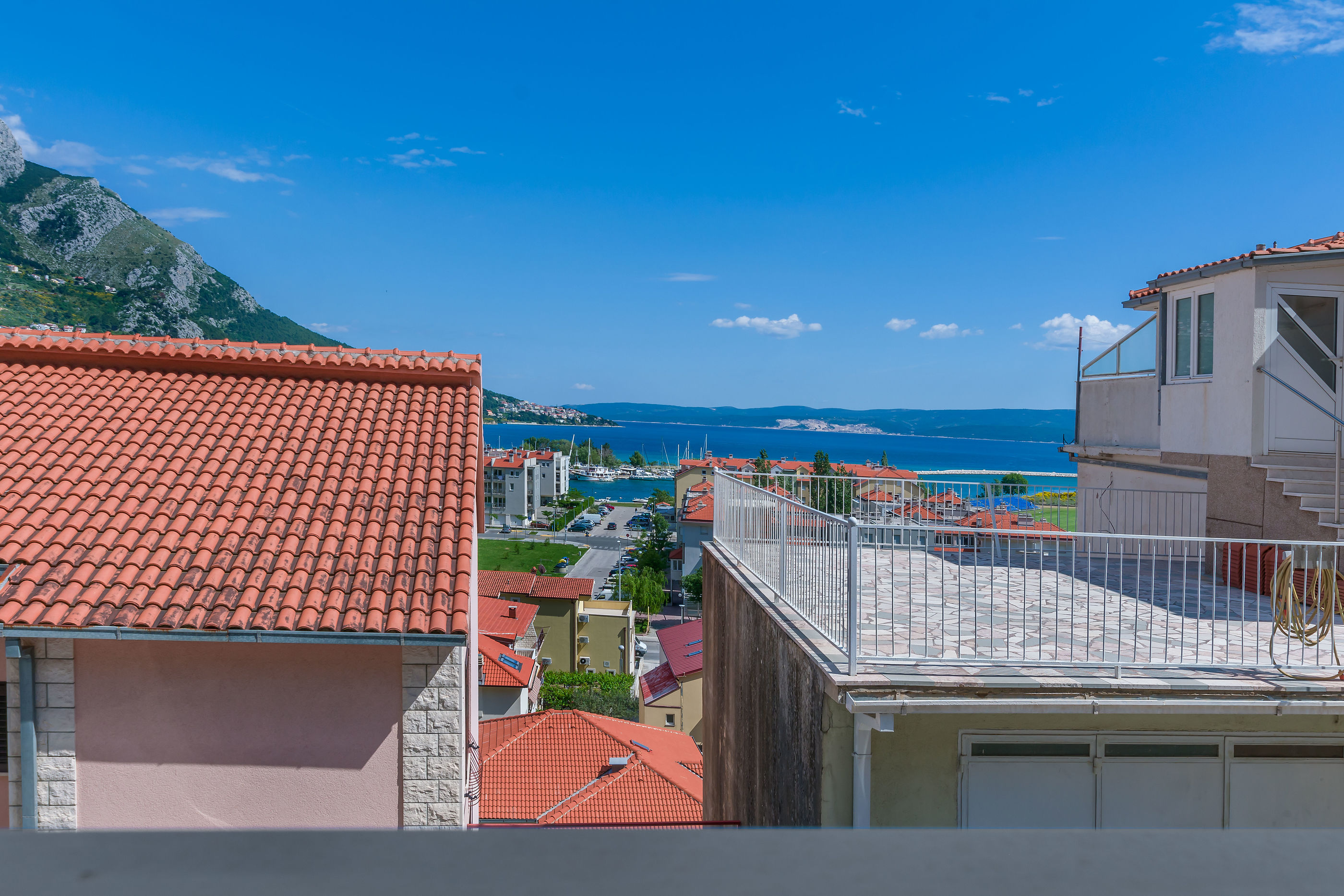 Apartment Adrian 67021-A1