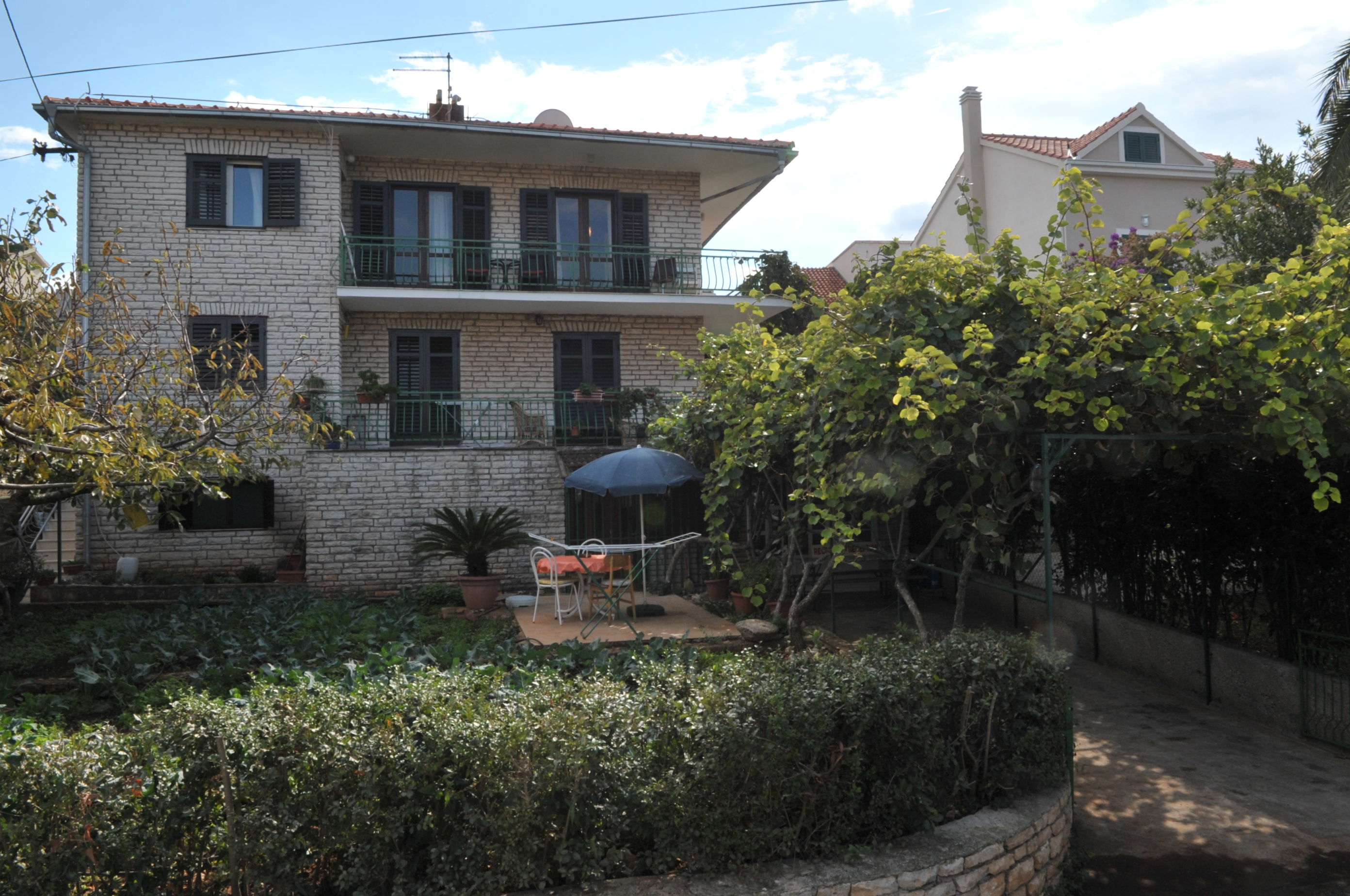 Apartments Valerija 66671-A1