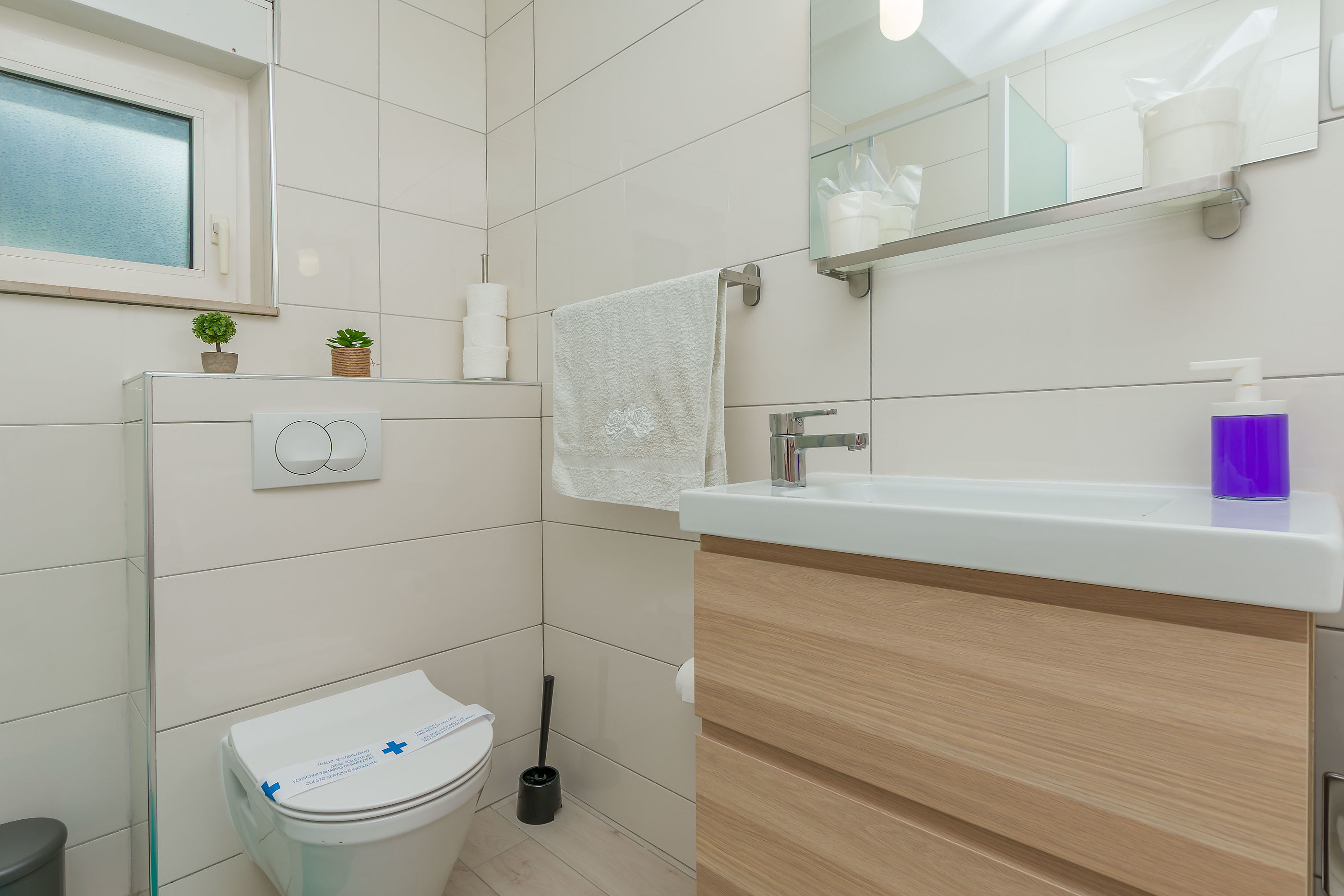 Apartment Adrian 67021-A1