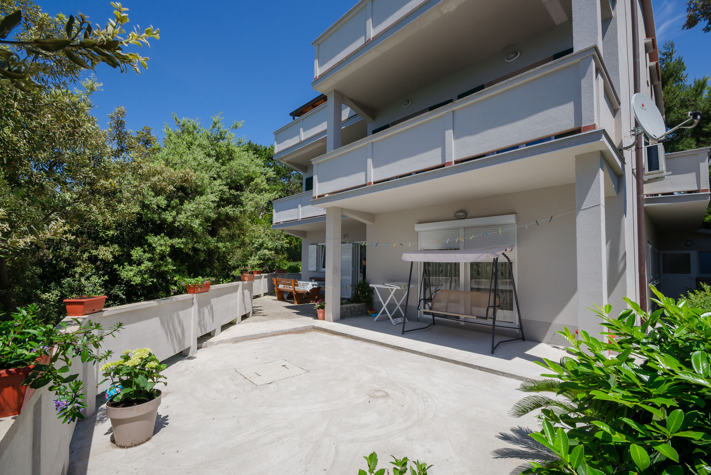 Apartments By the sea in Lopar 86661-A4