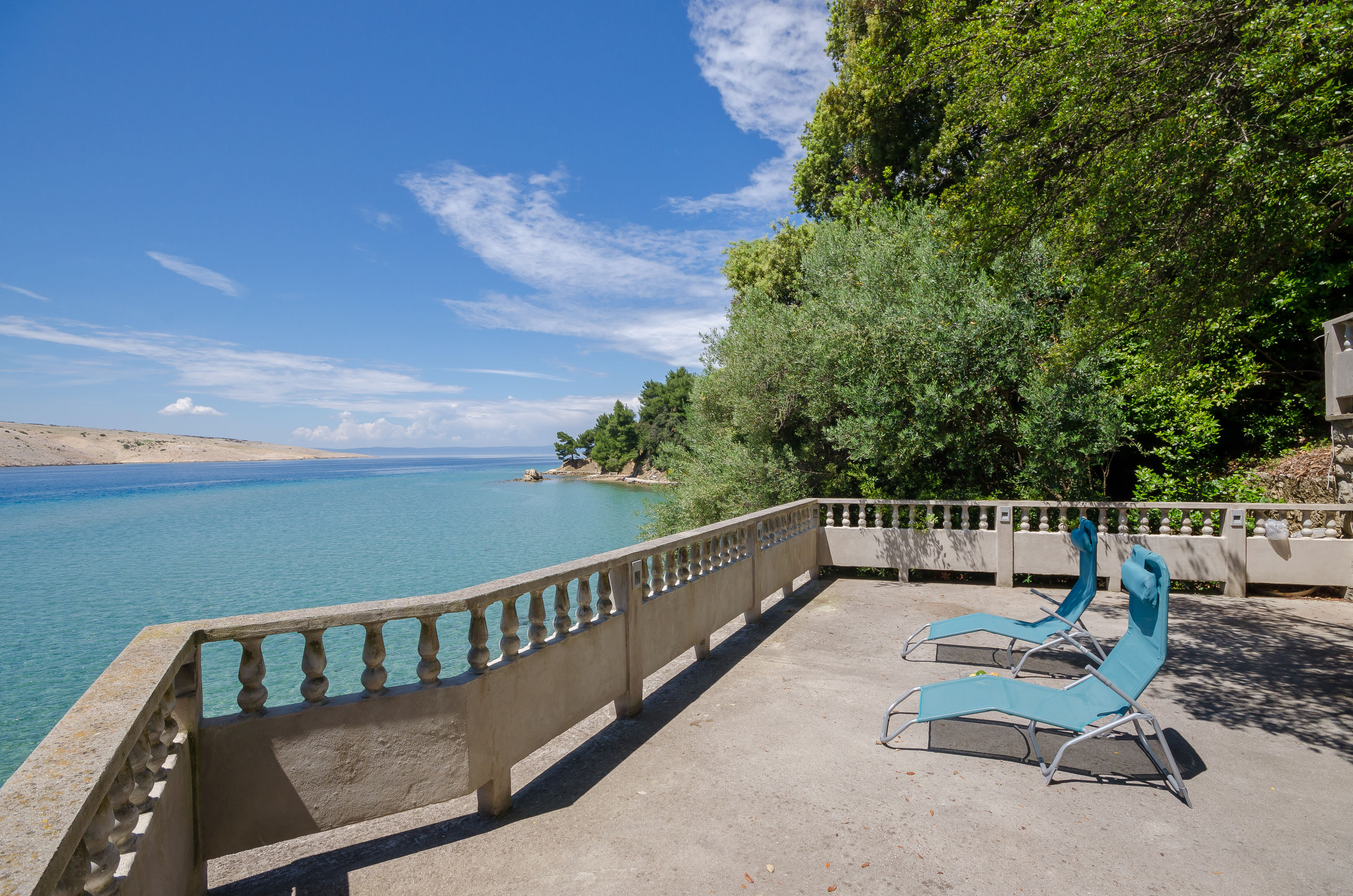 Apartments By the sea in Lopar 86661-A4