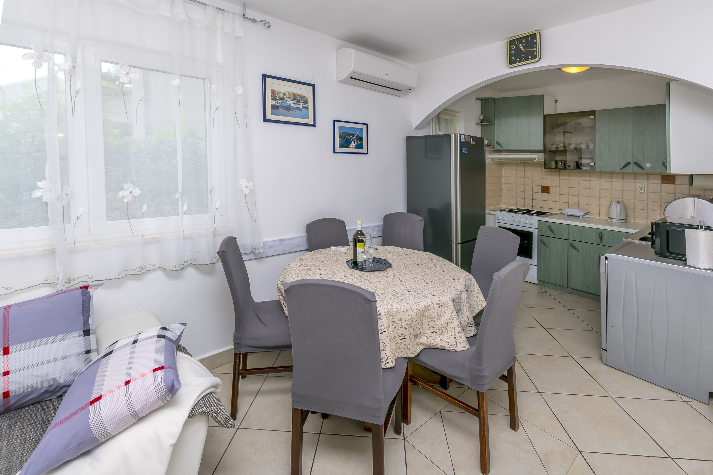 Apartments Roje 10991-A1