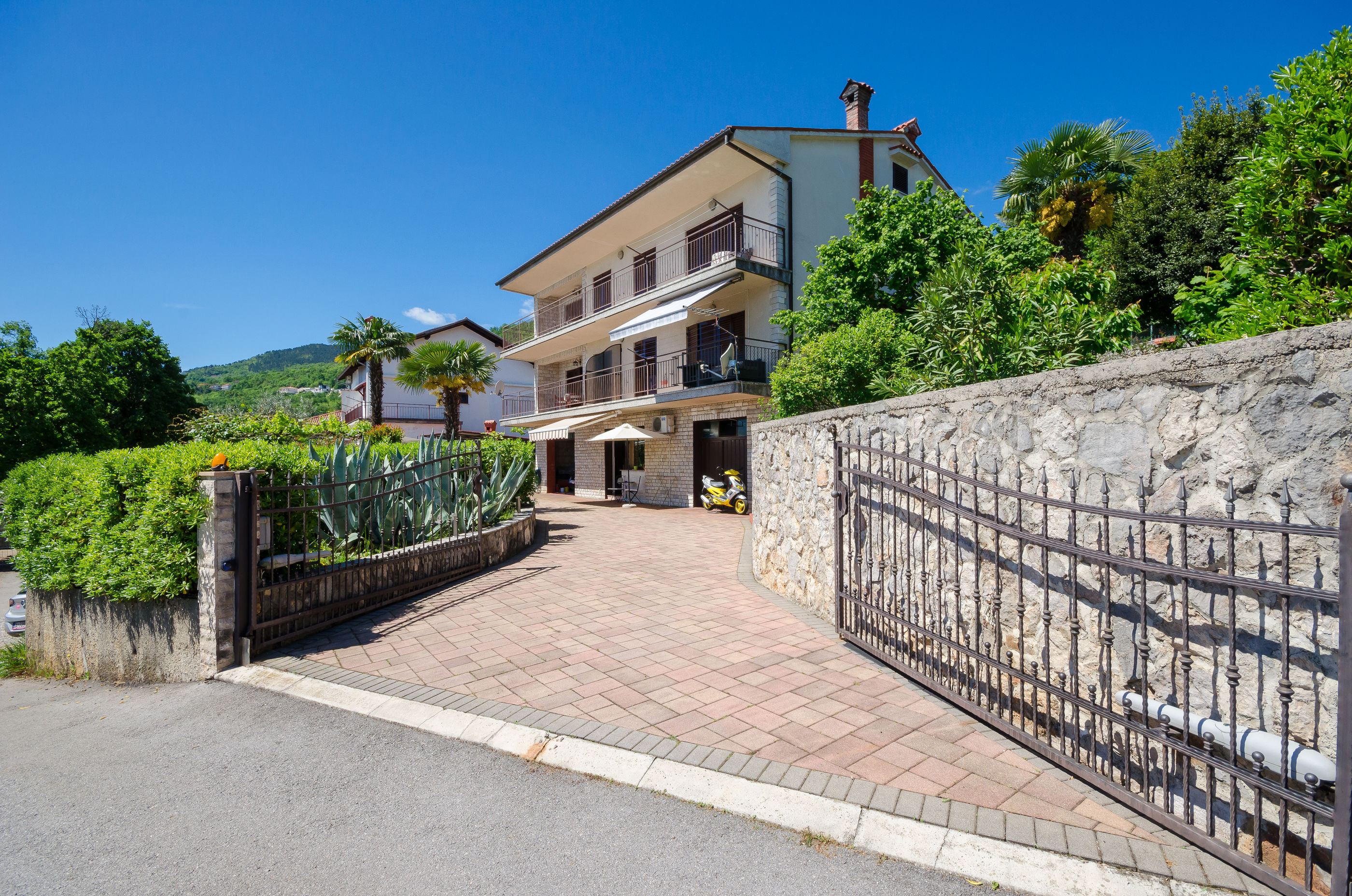 Apartments Zeljko 86741-A1