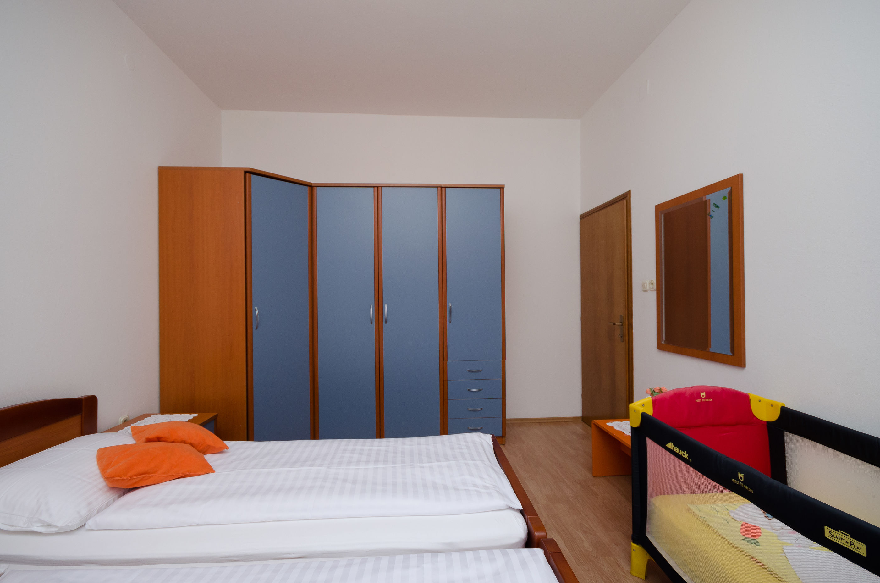 Apartments Mirjana 86911-A1