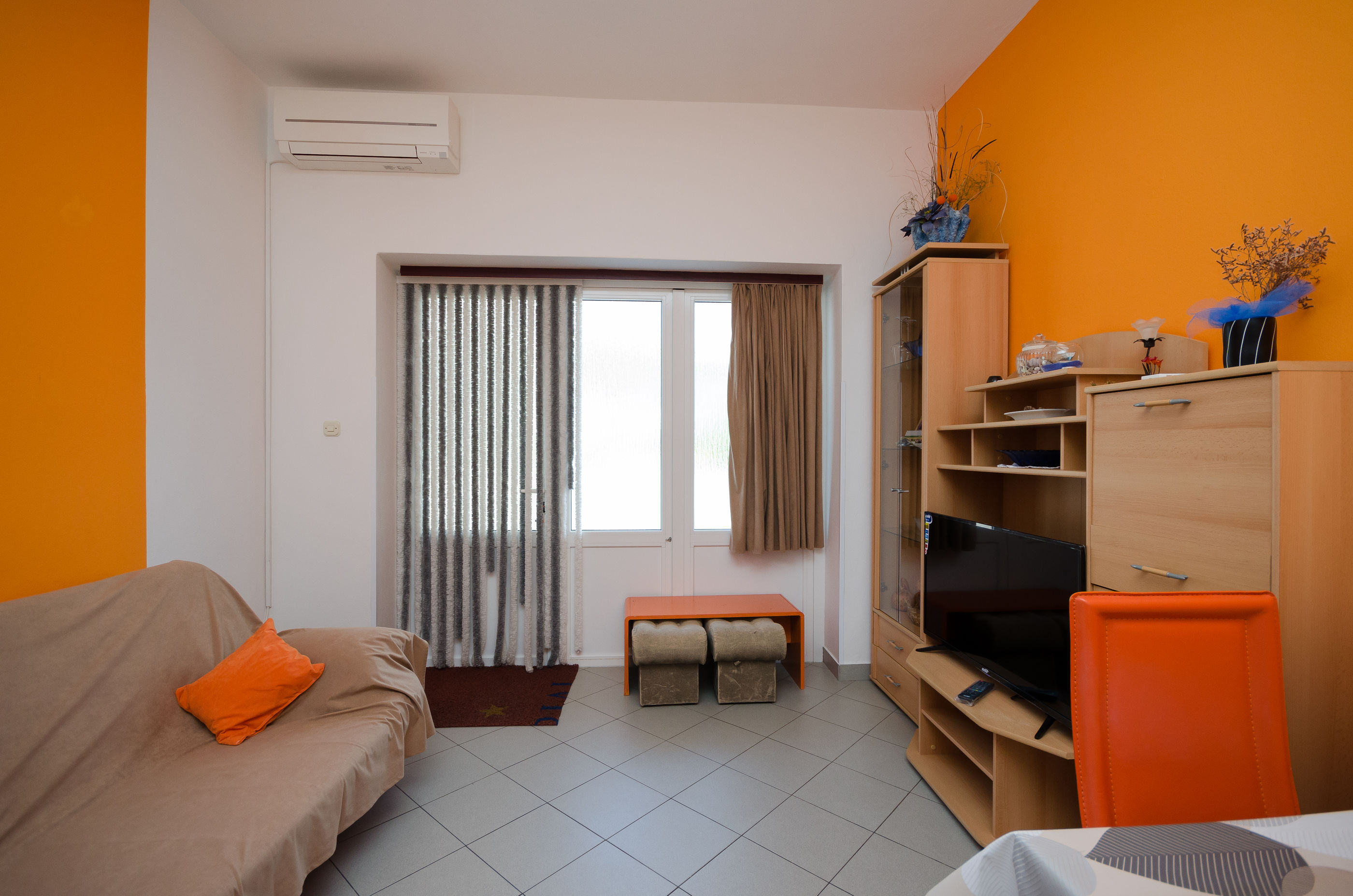 Apartments Mirjana 86911-A1