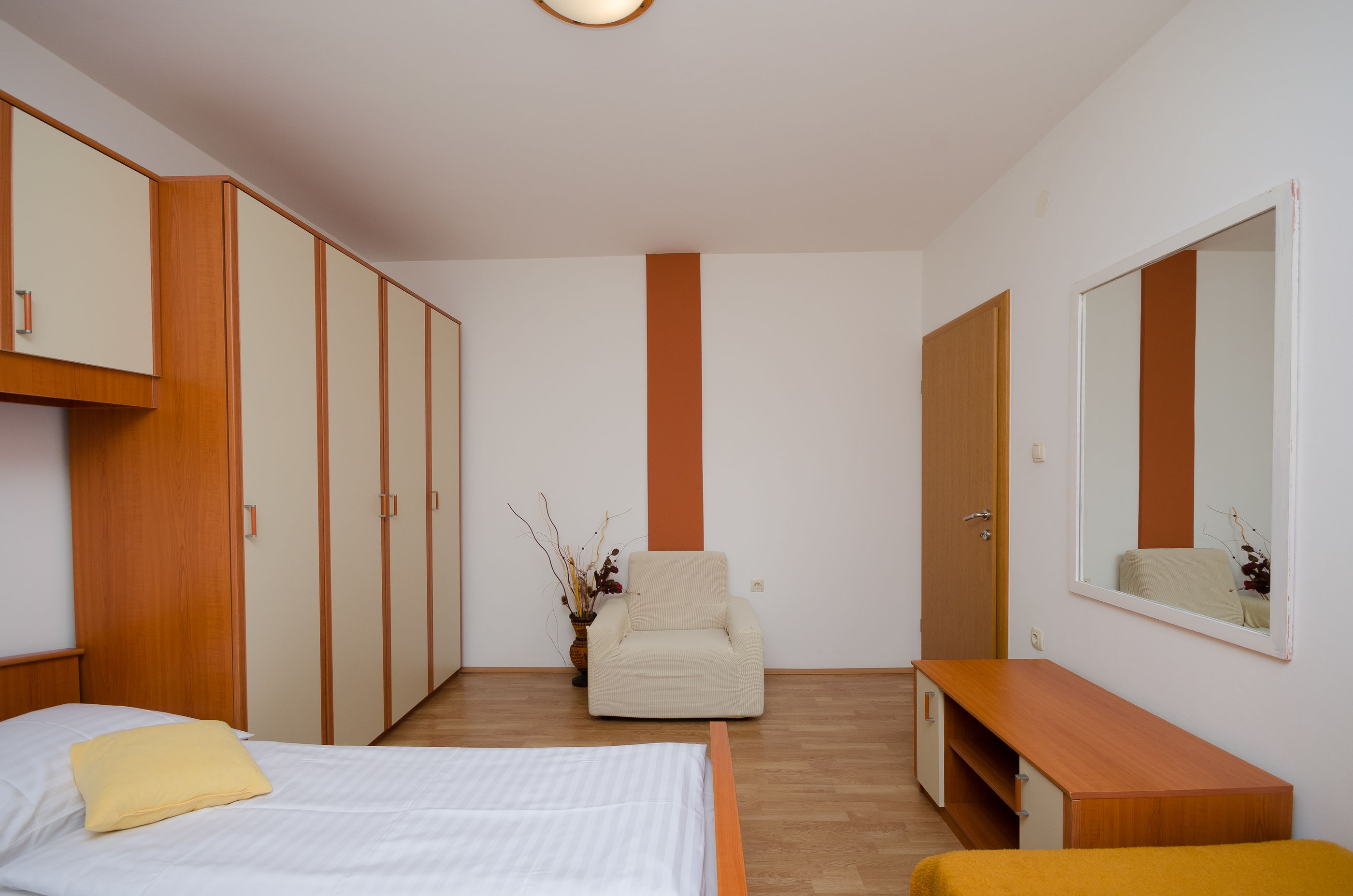 Apartments Mirjana 86911-A3