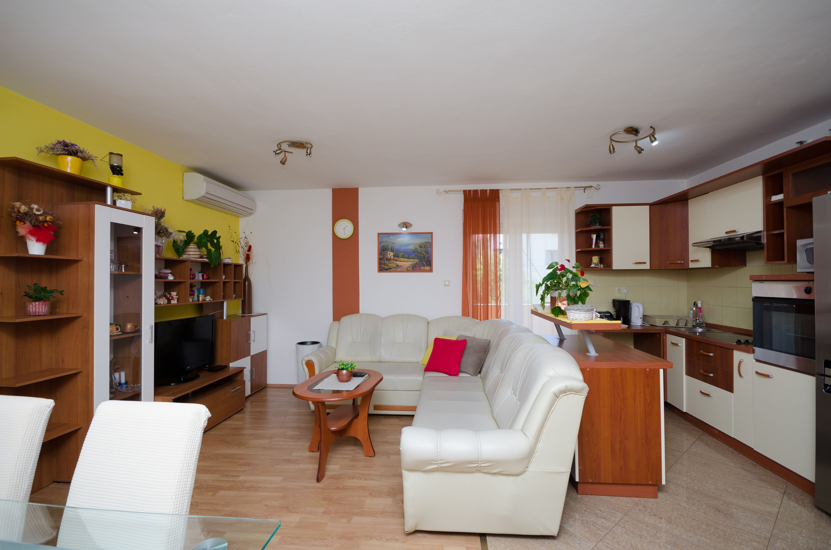 Apartments Mirjana 86911-A4