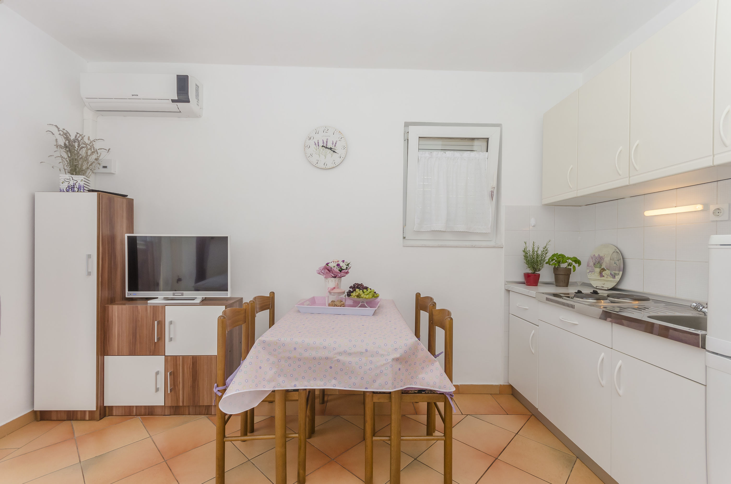 Apartments Bella Vista 67571-A1
