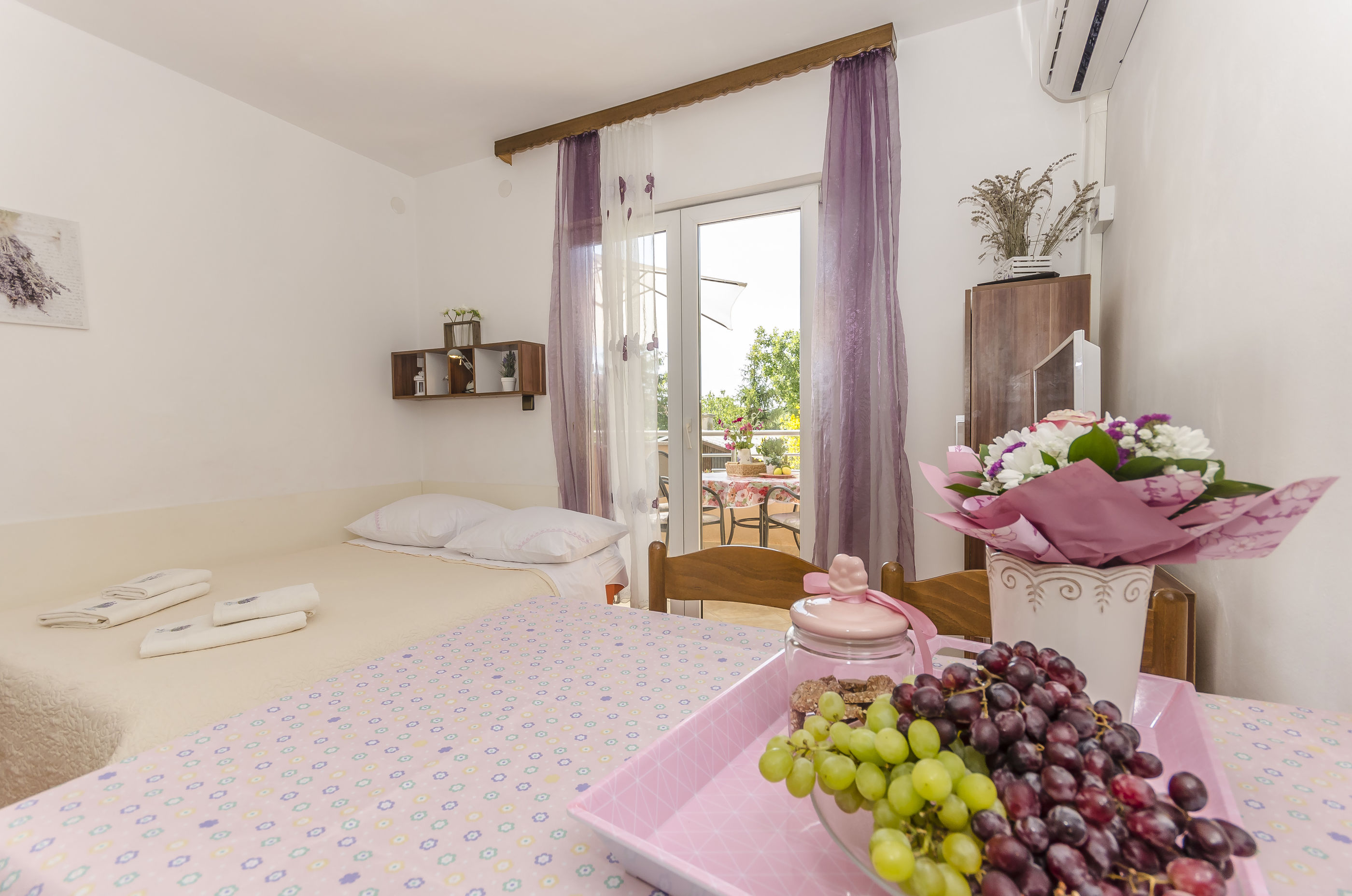 Apartments Bella Vista 67571-A1