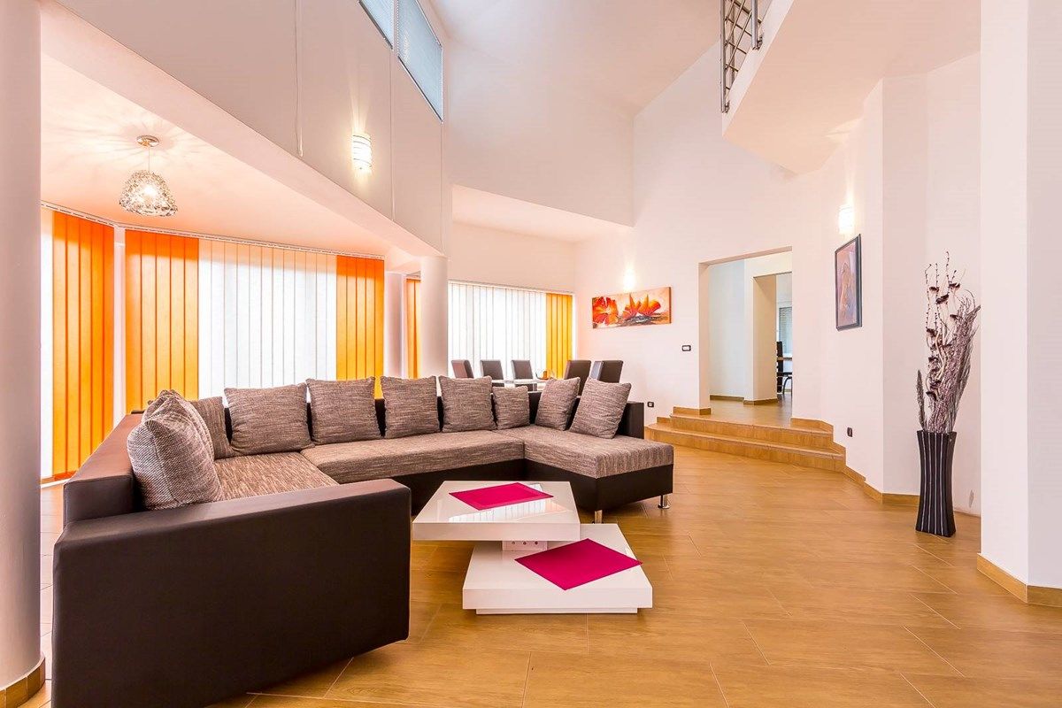 Villa Marcelia 74087-K1