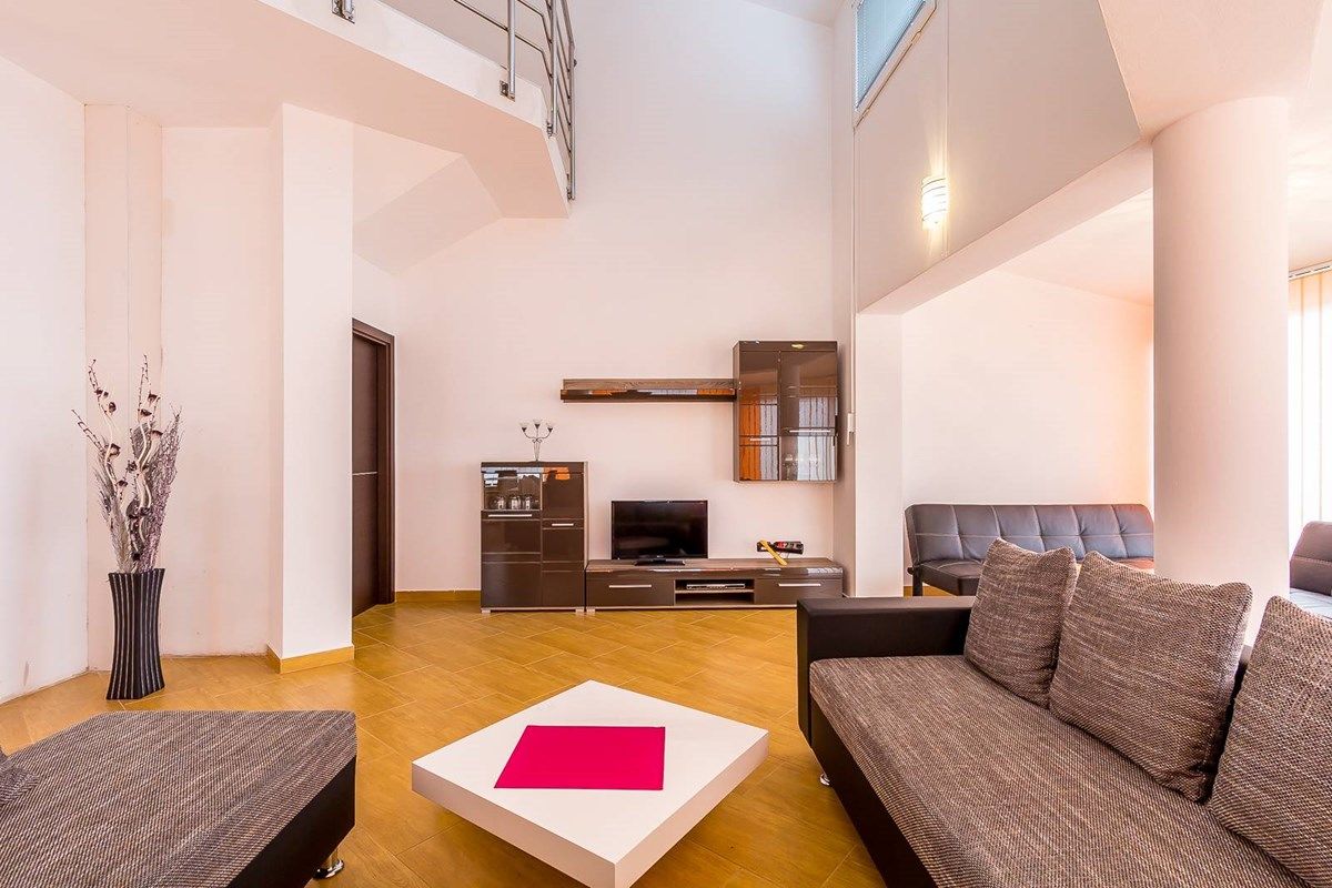 Villa Marcelia 74087-K1