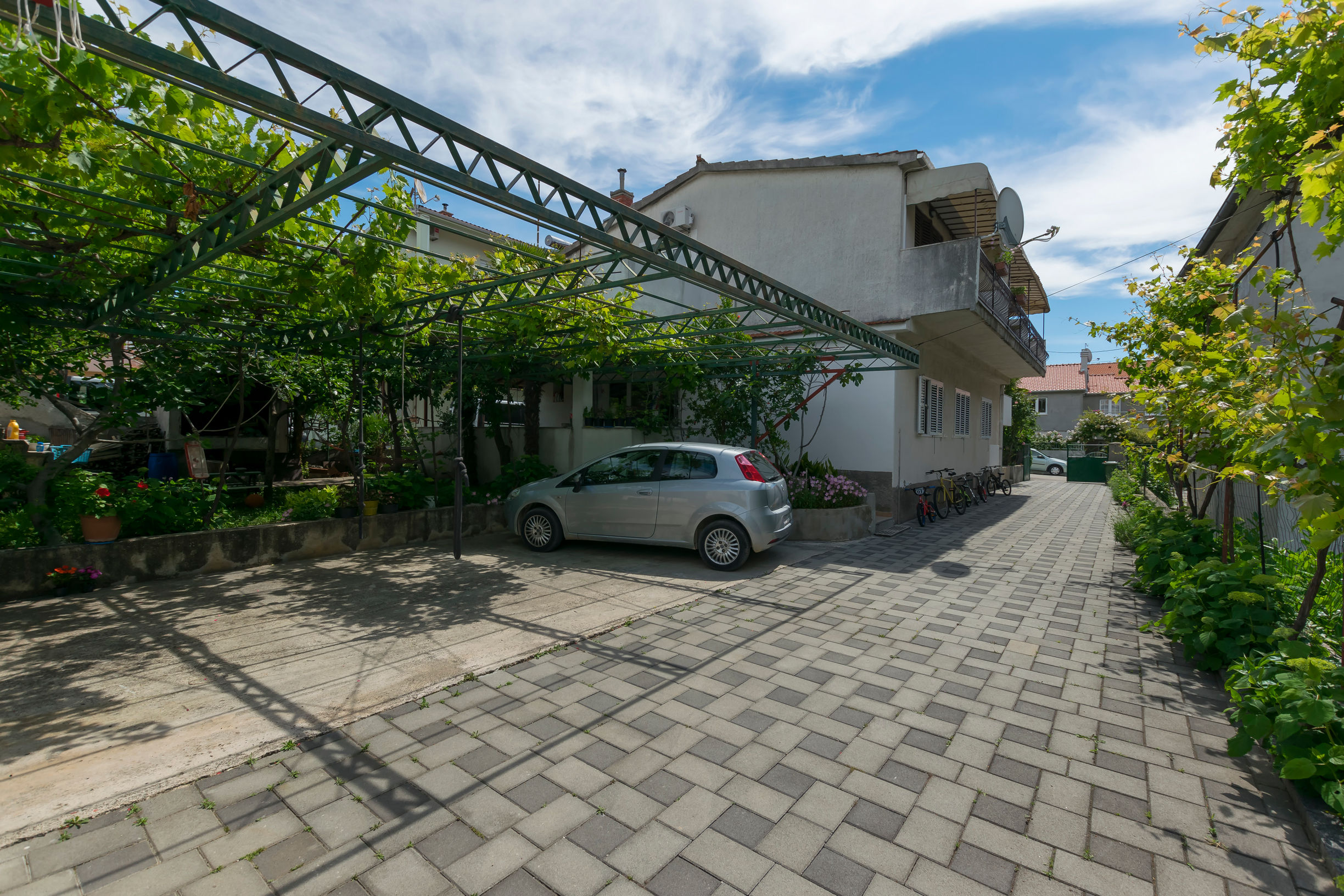 Apartments Miroslava 10581-A1