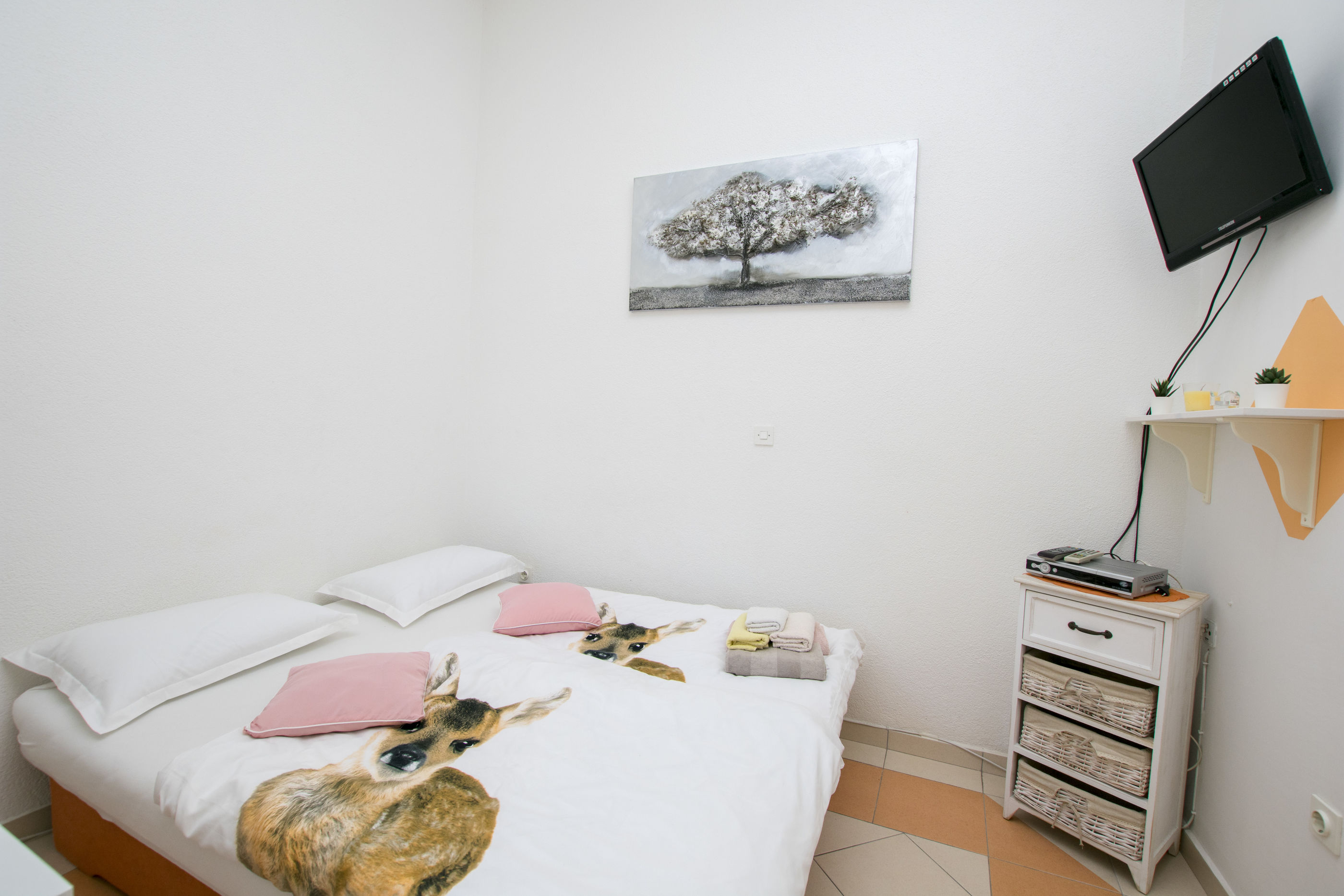 Apartments Neno 67521-A1