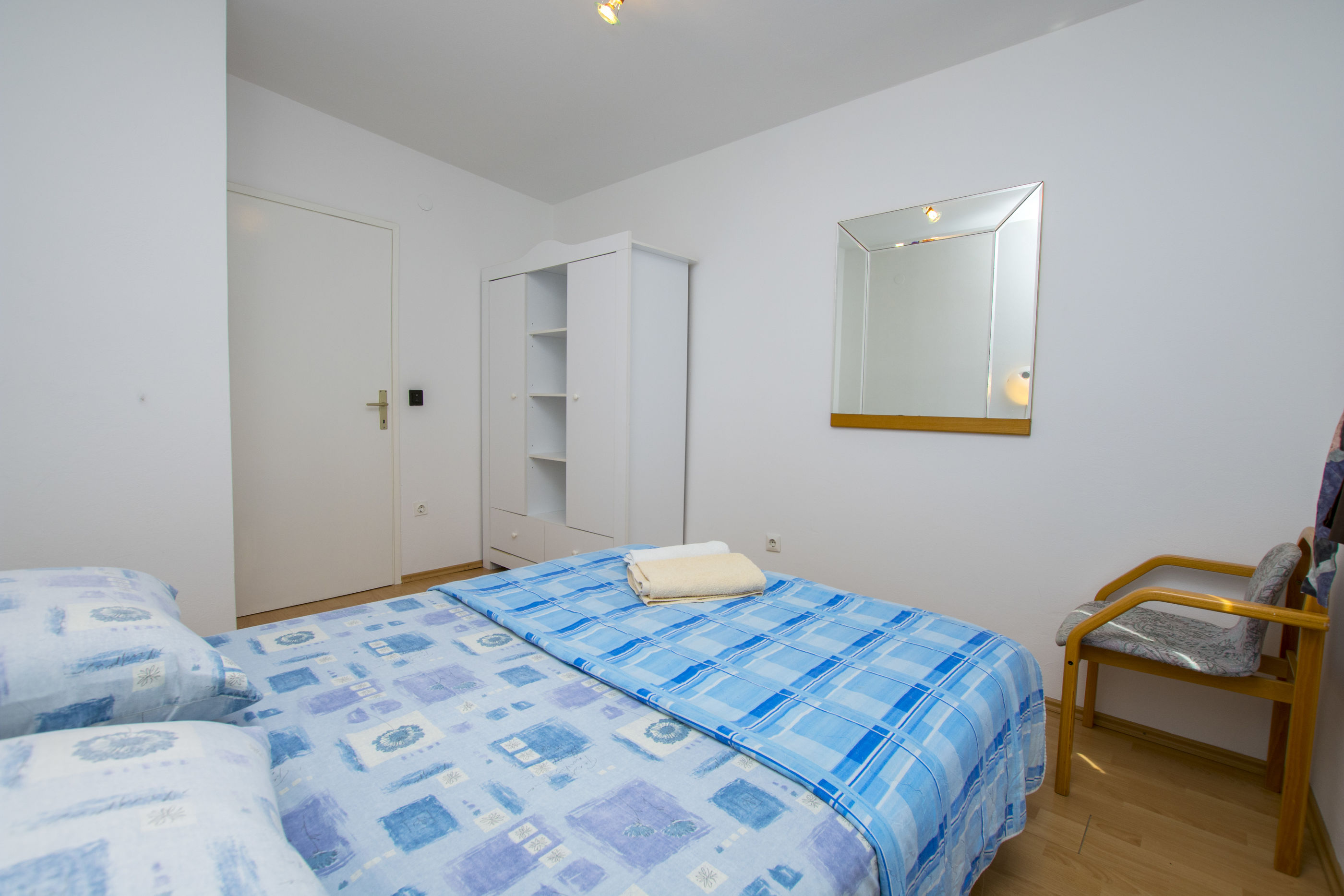 Apartments Neno 67521-A2