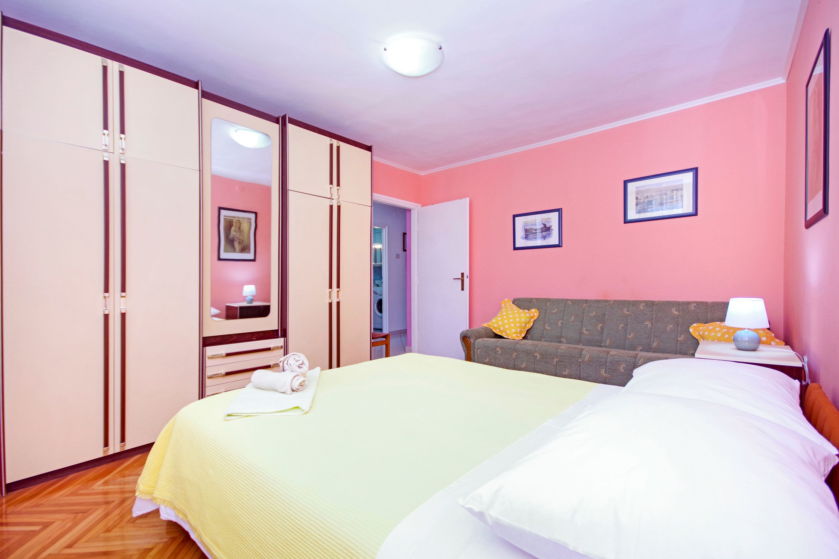 Apartments Miše 36781-A1