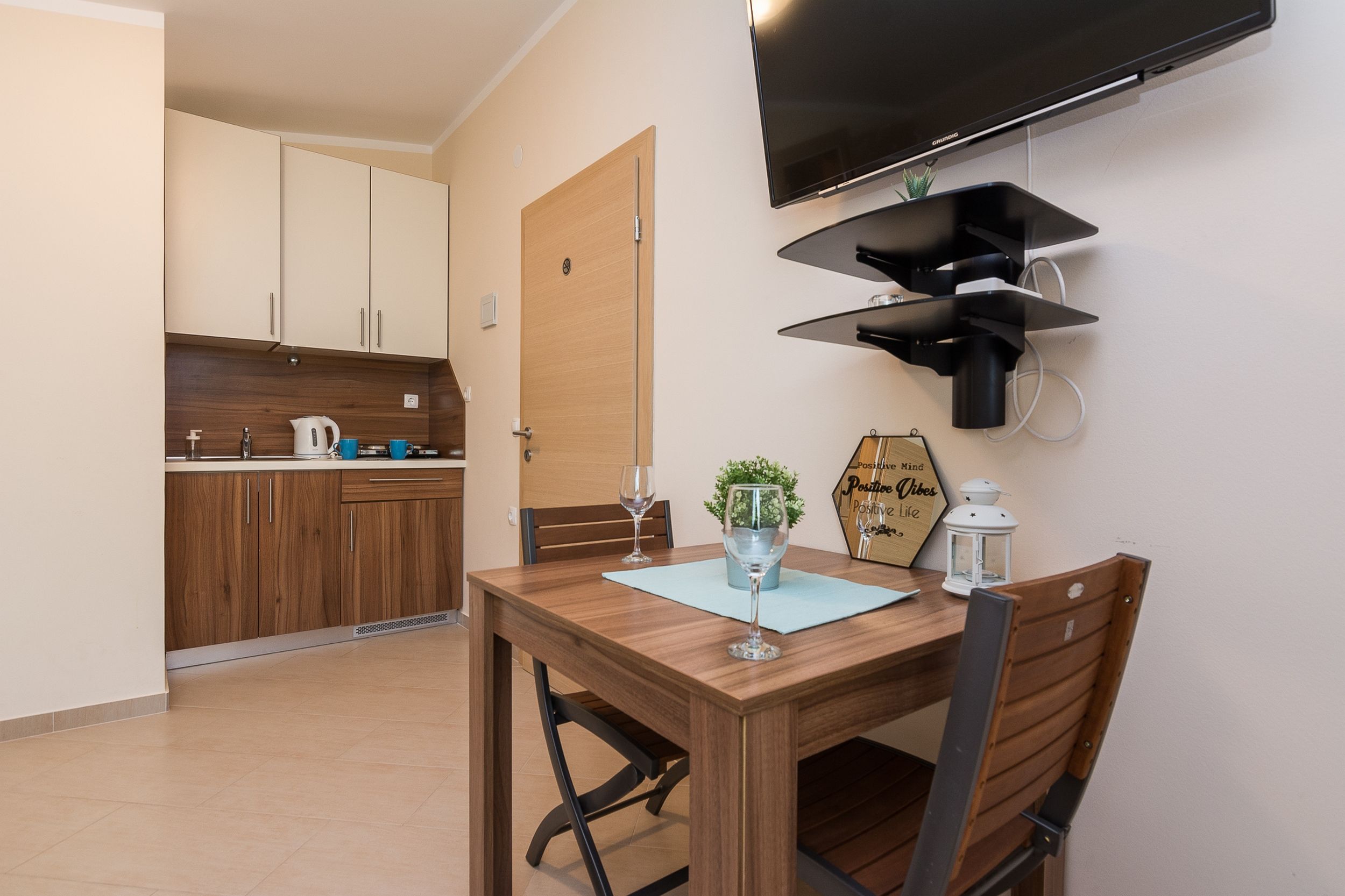 Apartments Bobeta 17724-A2
