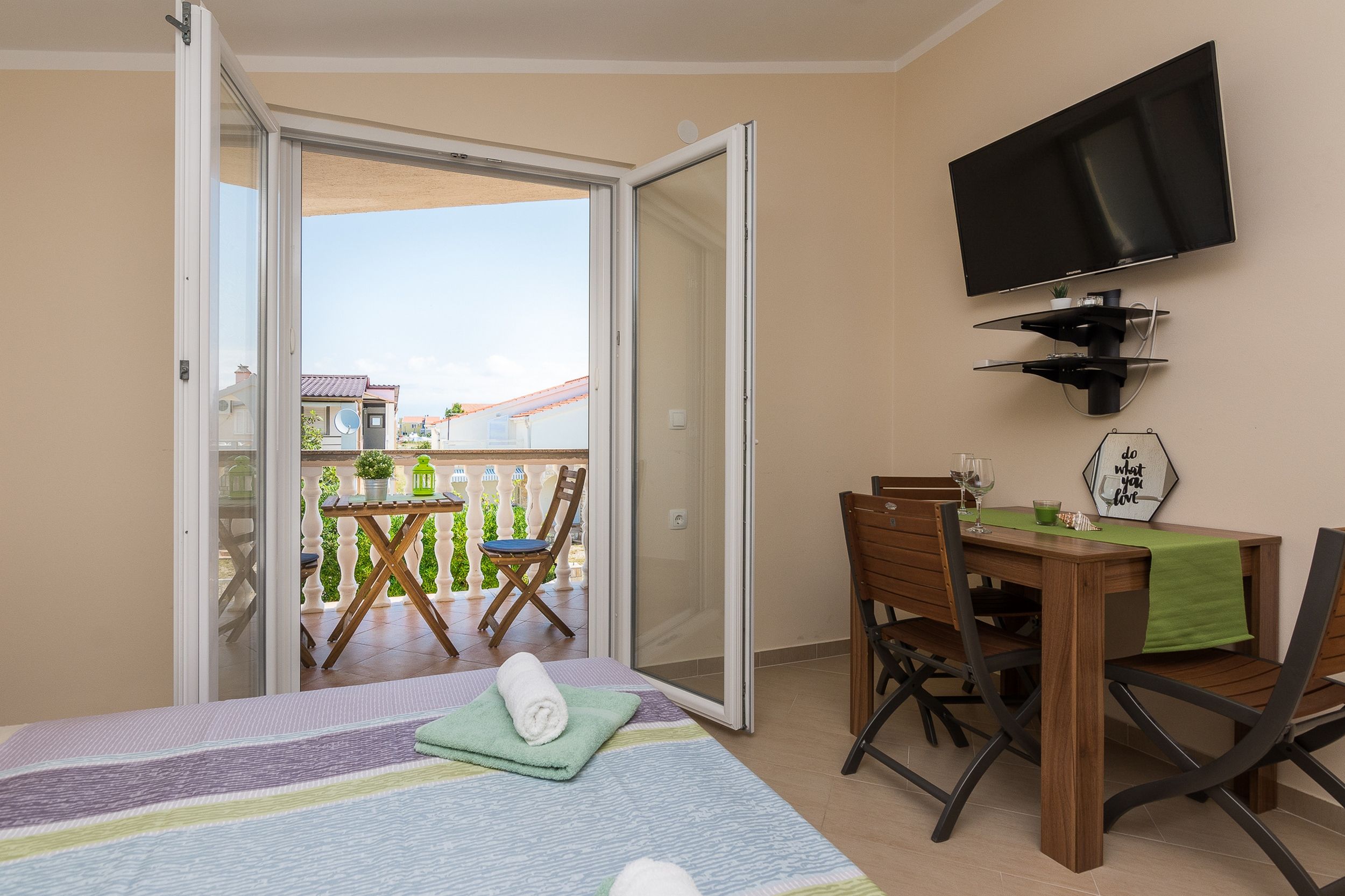 Apartments Bobeta 17724-A3