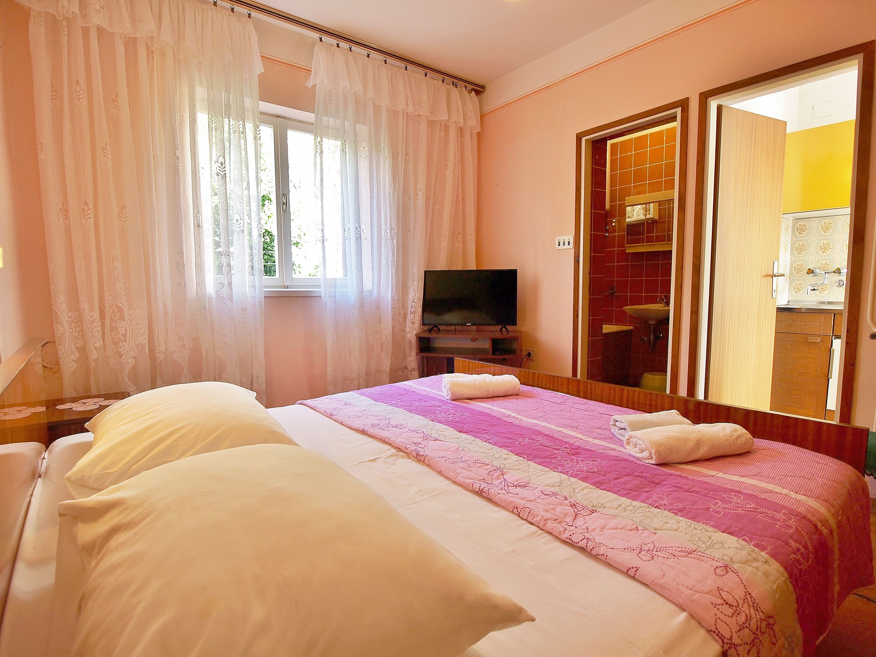 Apartments DARINKA BEG 72191-A1