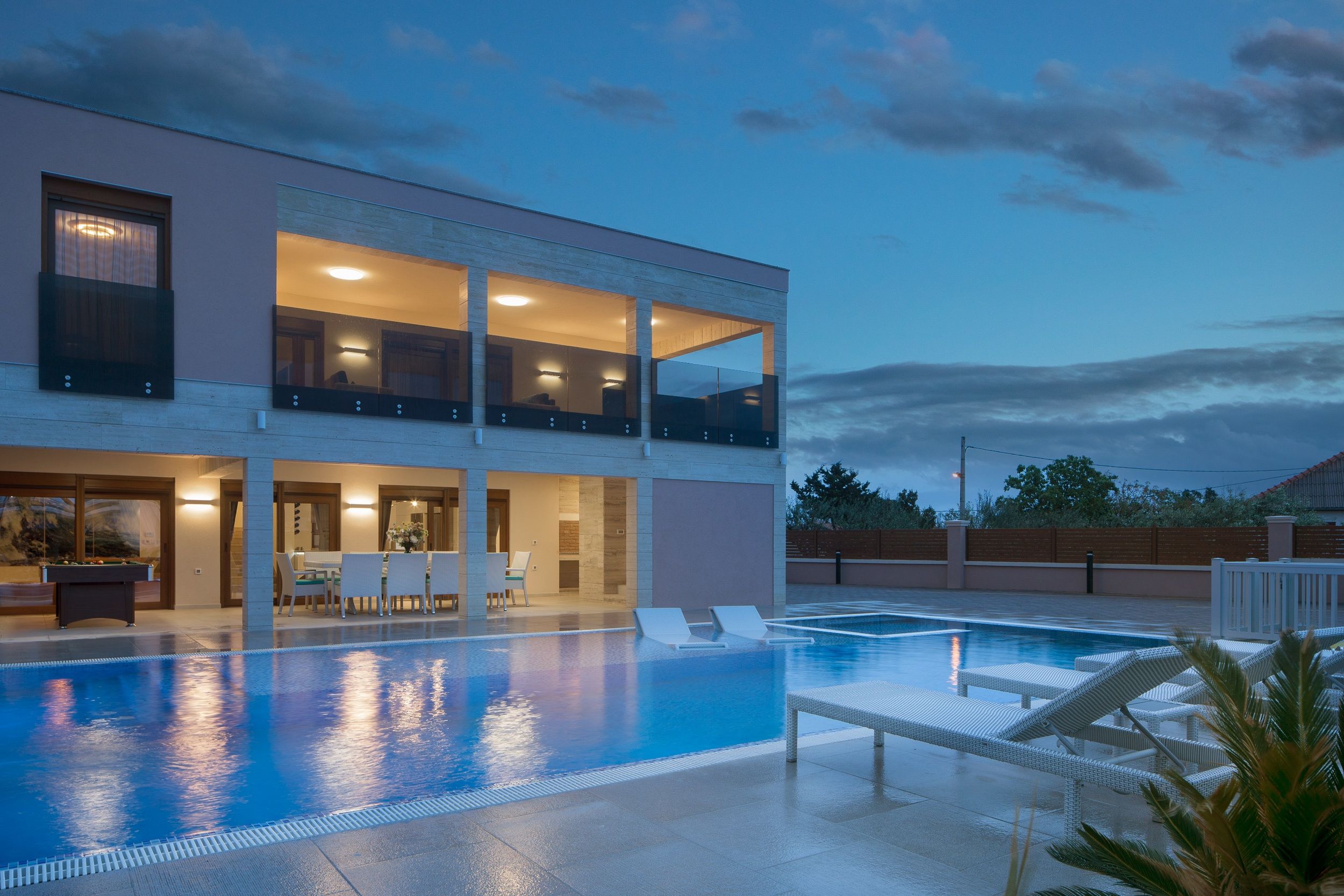 Villa Malibu Eclipse 72051-K1