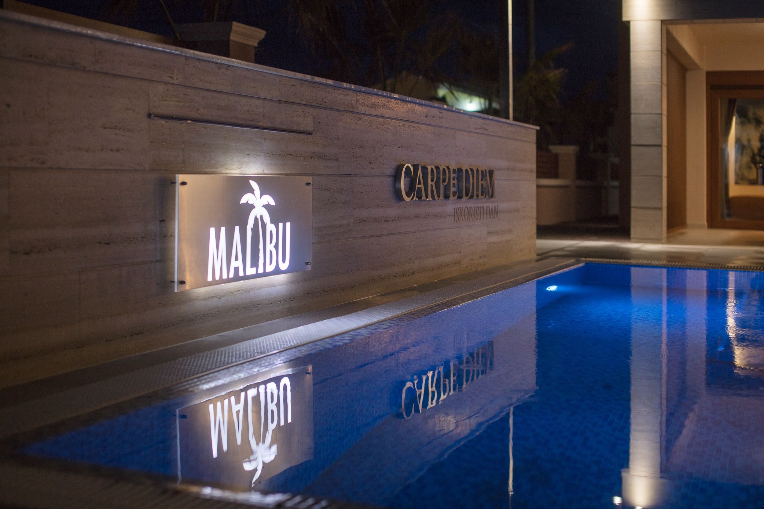 Villa Malibu Eclipse 72051-K1
