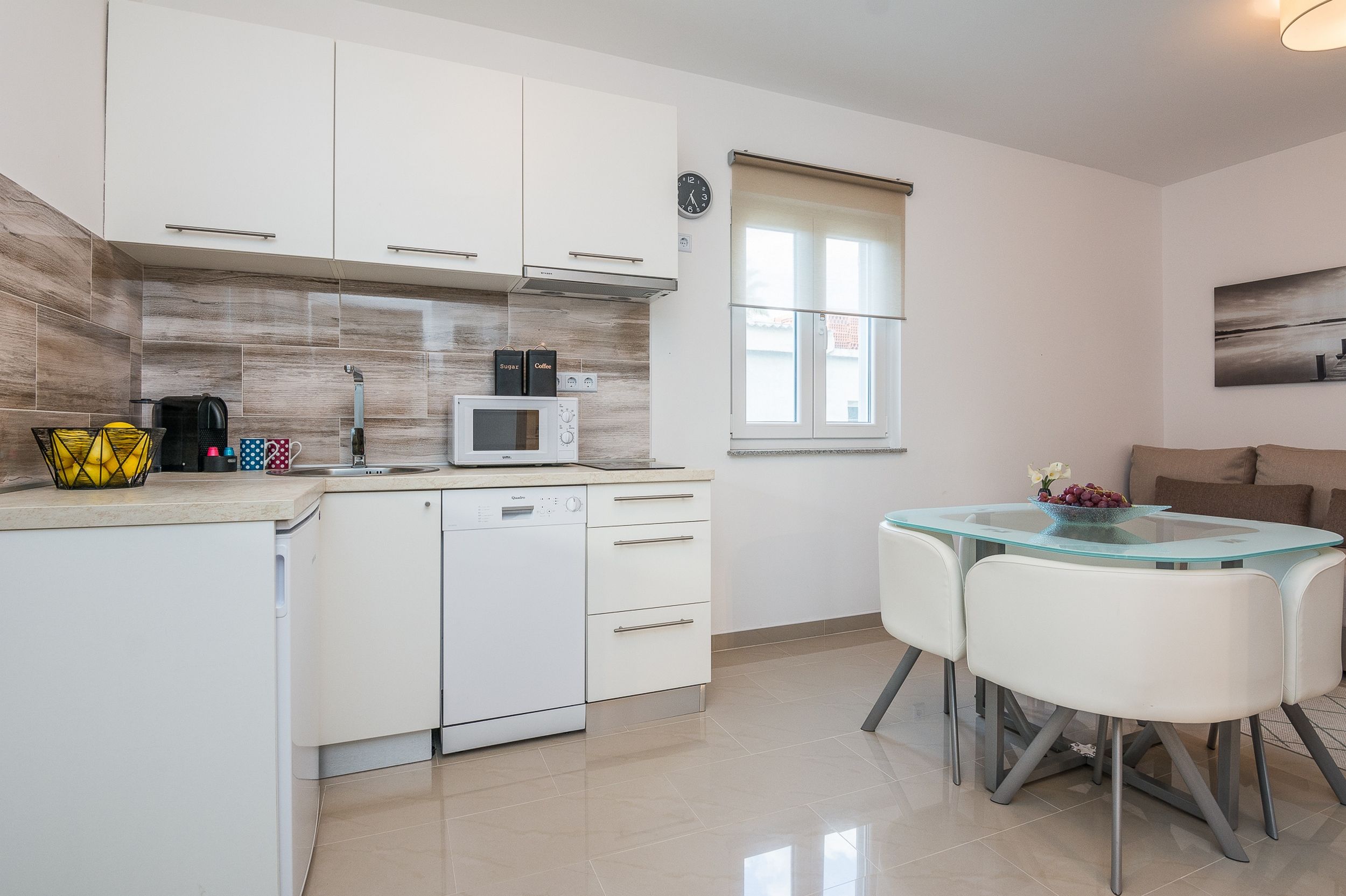 Apartments Kosic 72053-A1