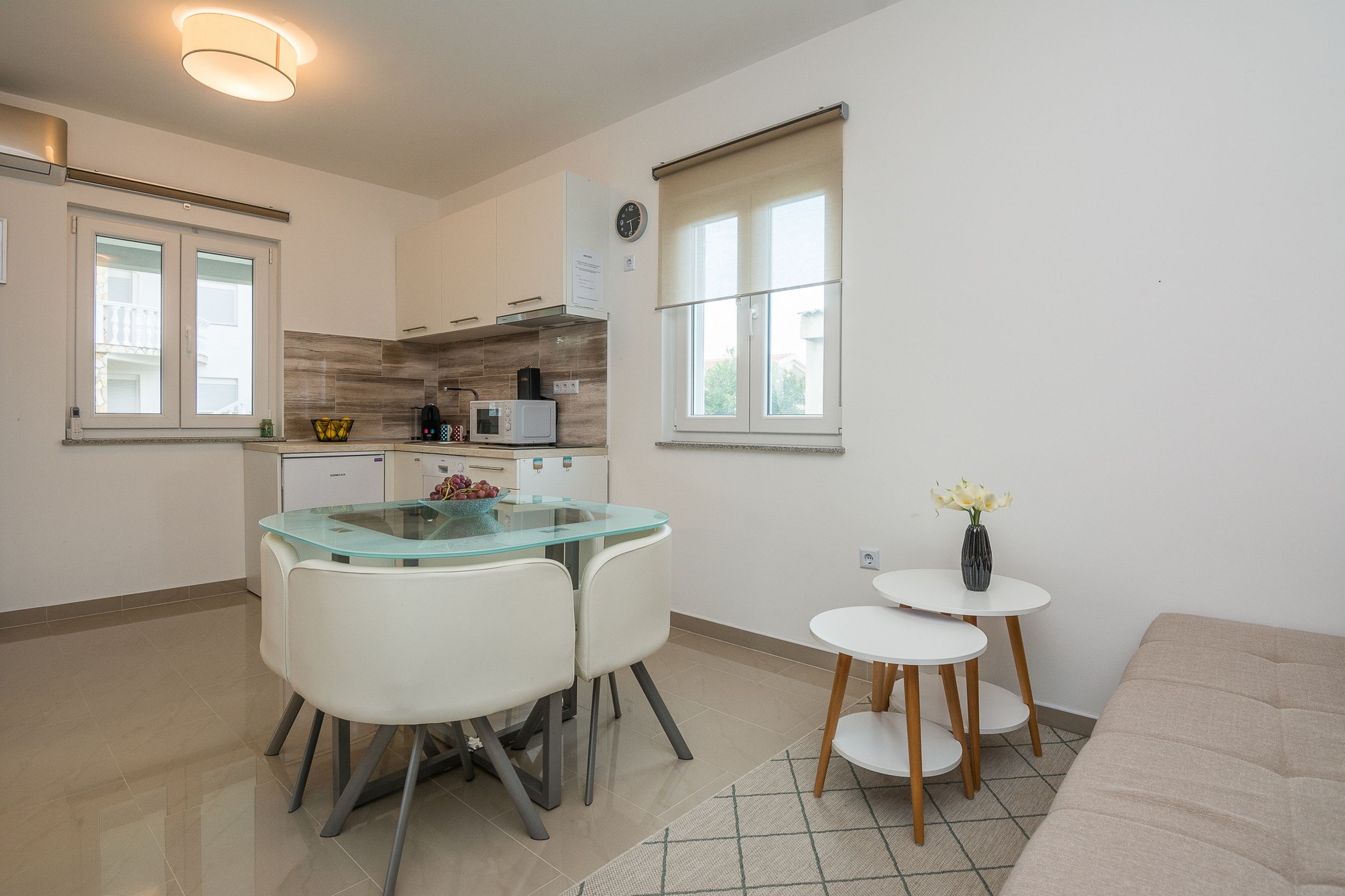 Apartments Kosic 72053-A1