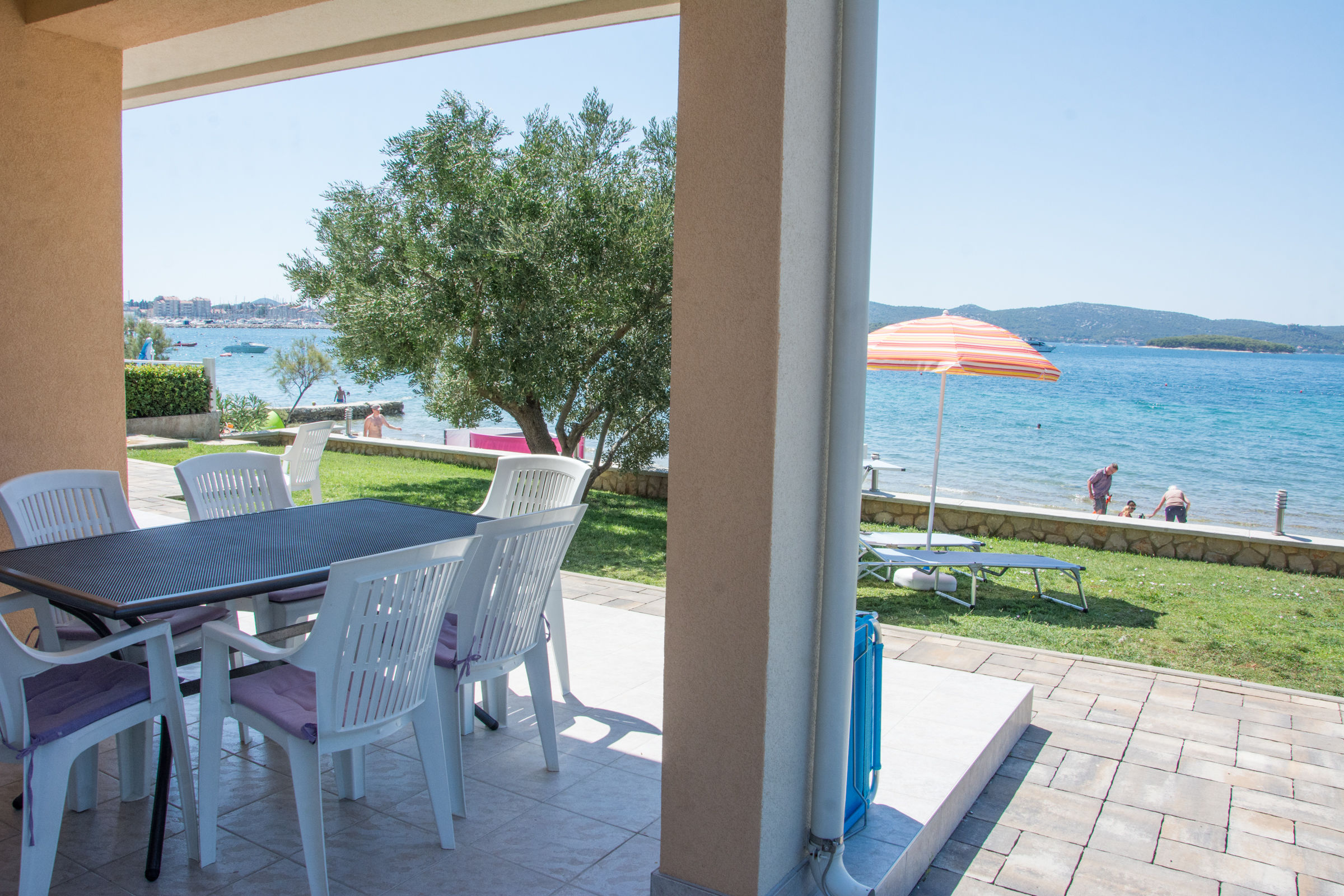 Apartments Citrine on the beach 14553-A4