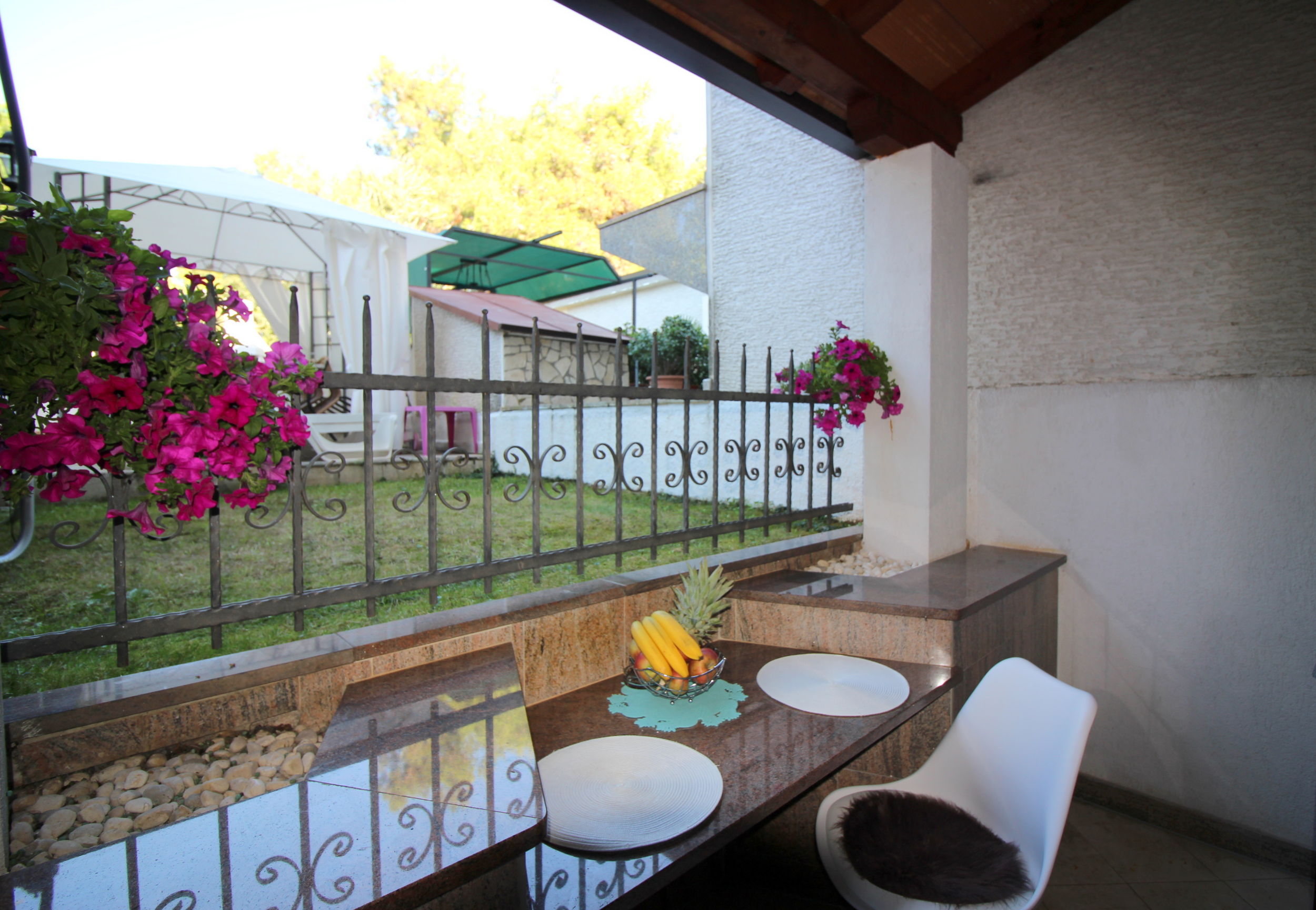 Apartments Vista 15502-A3