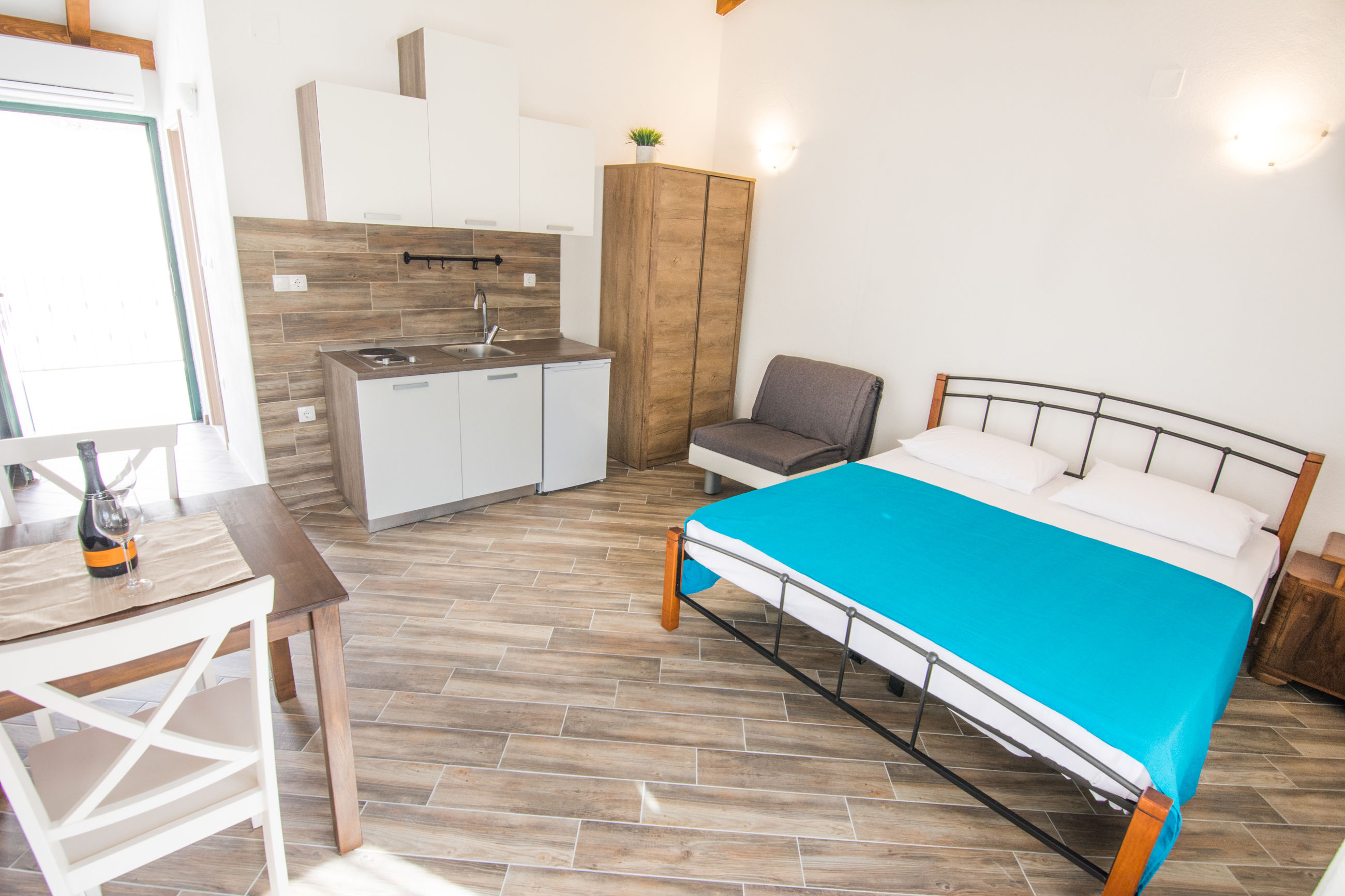 Apartments Tarragon 14575-A3
