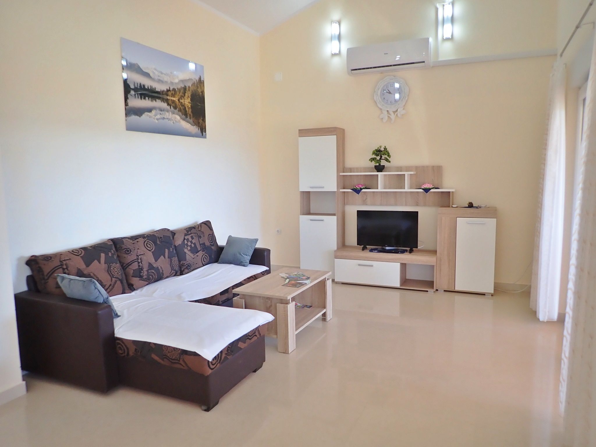 Apartment Mariva 42018-A1