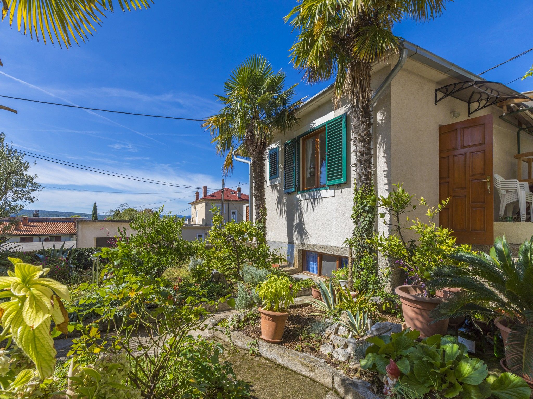 House Haus Vlady 74561-K1