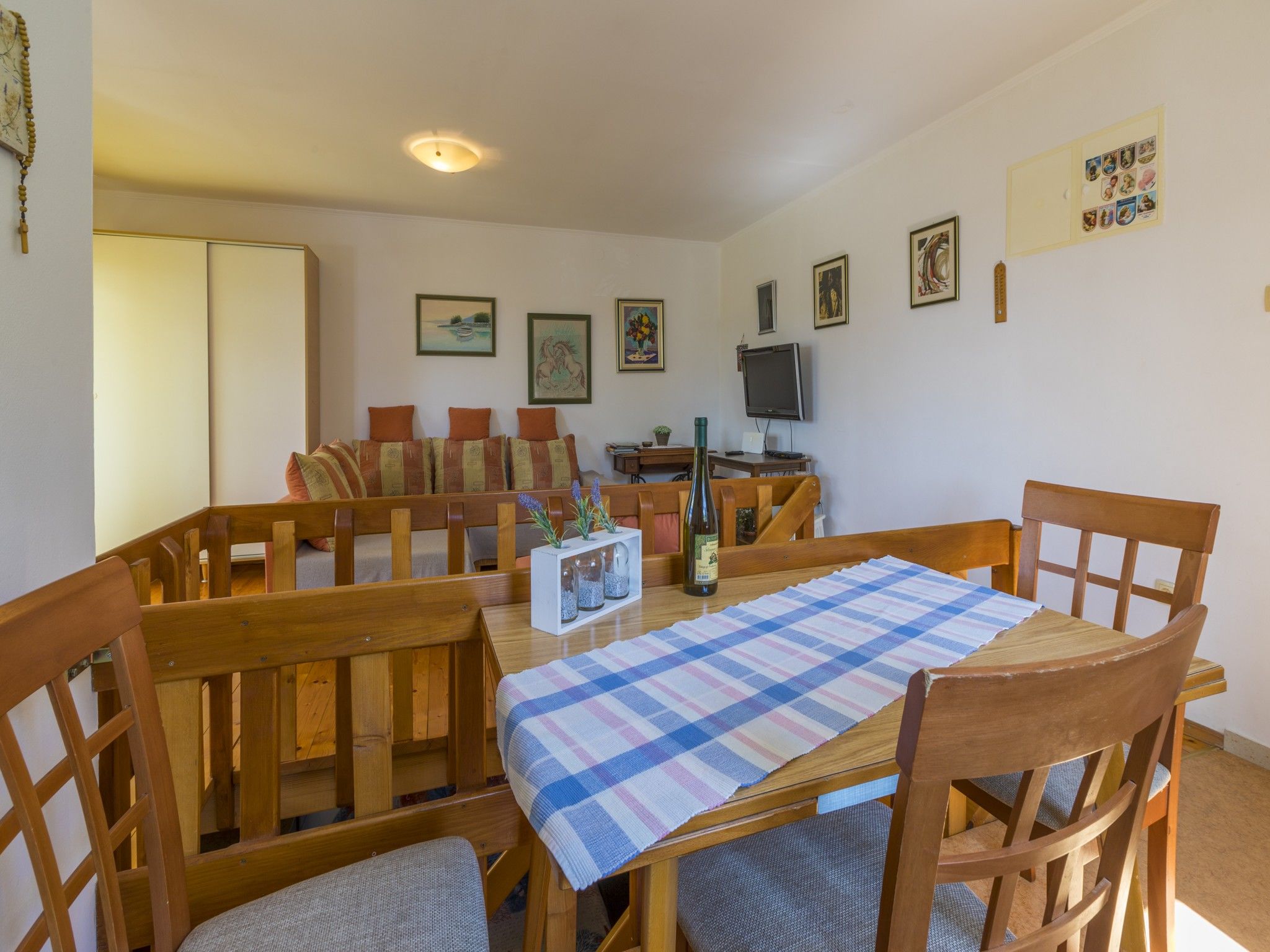House Haus Vlady 74561-K1