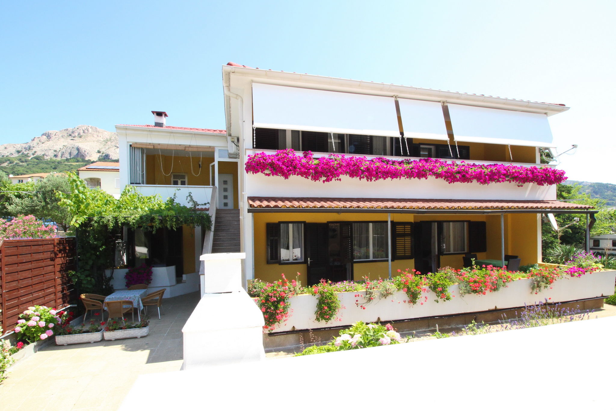 Apartments Capic Pescivica 69013-A3