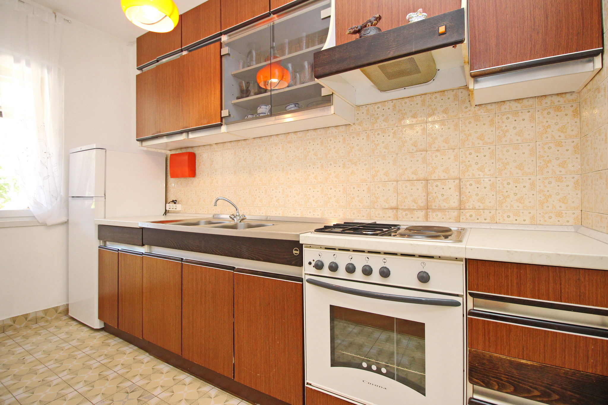 Apartments Capic Pescivica 69013-A1