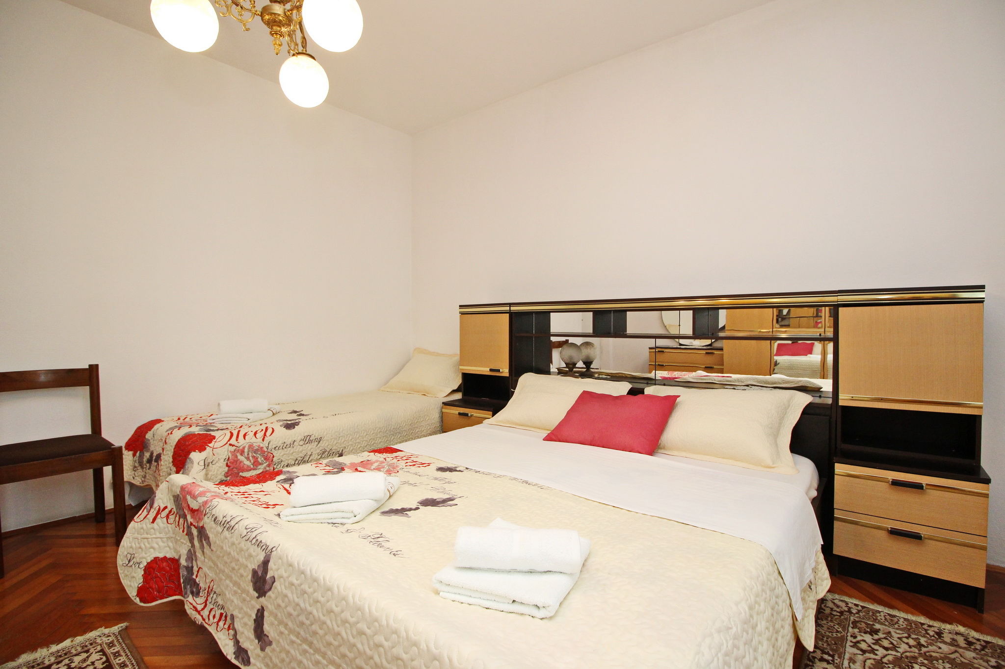 Apartments Capic Pescivica 69013-A1