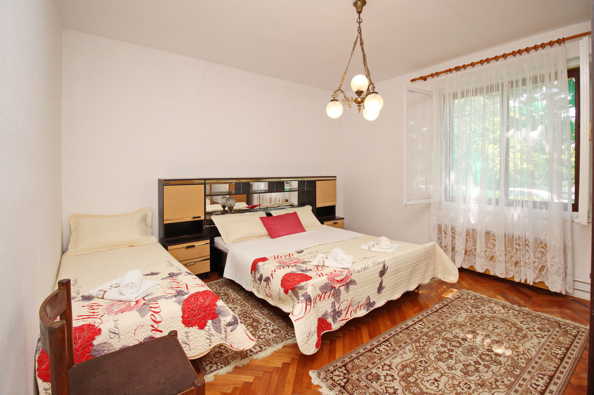 Apartments Capic Pescivica 69013-A1