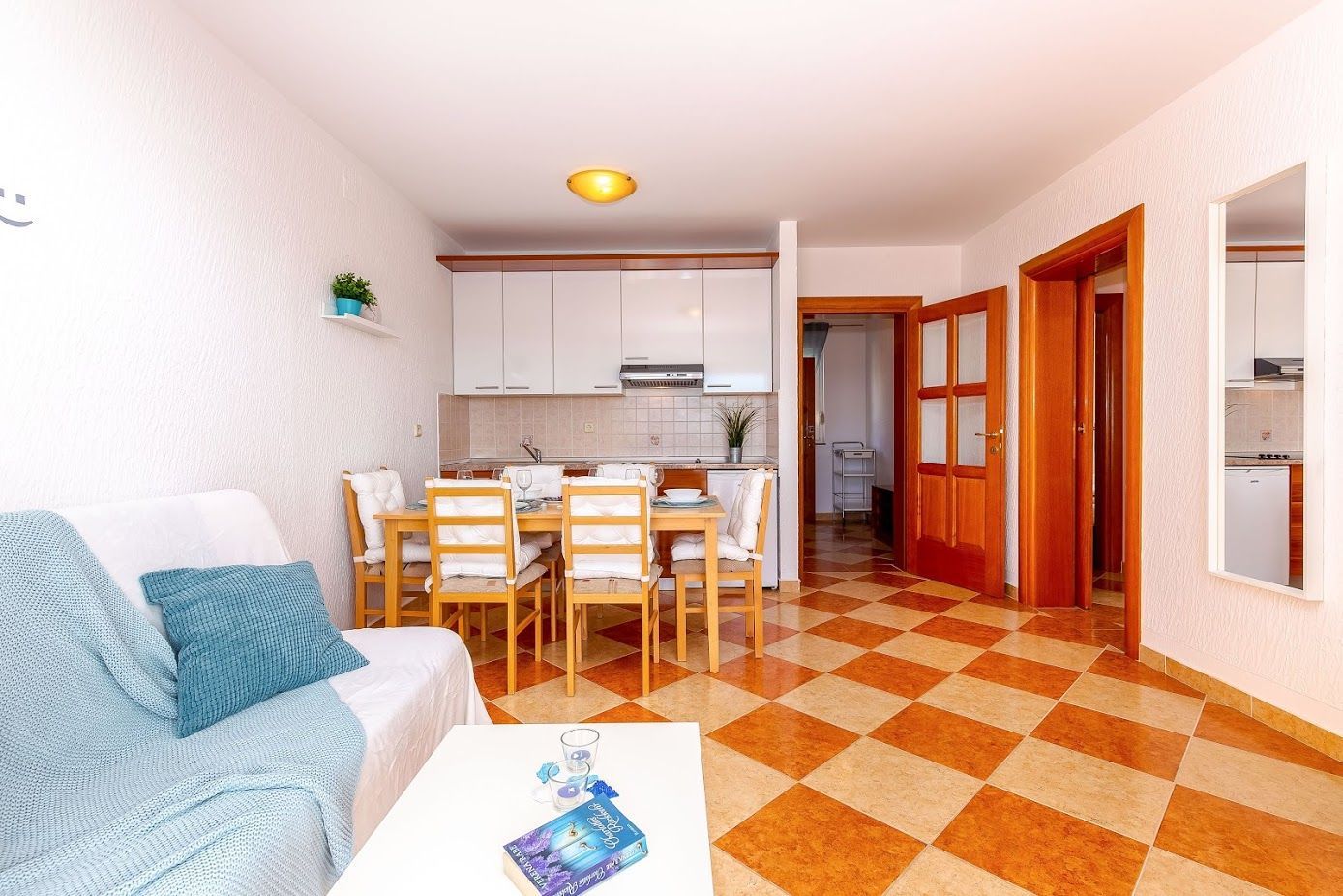 Apartments Tommy 74711-A1