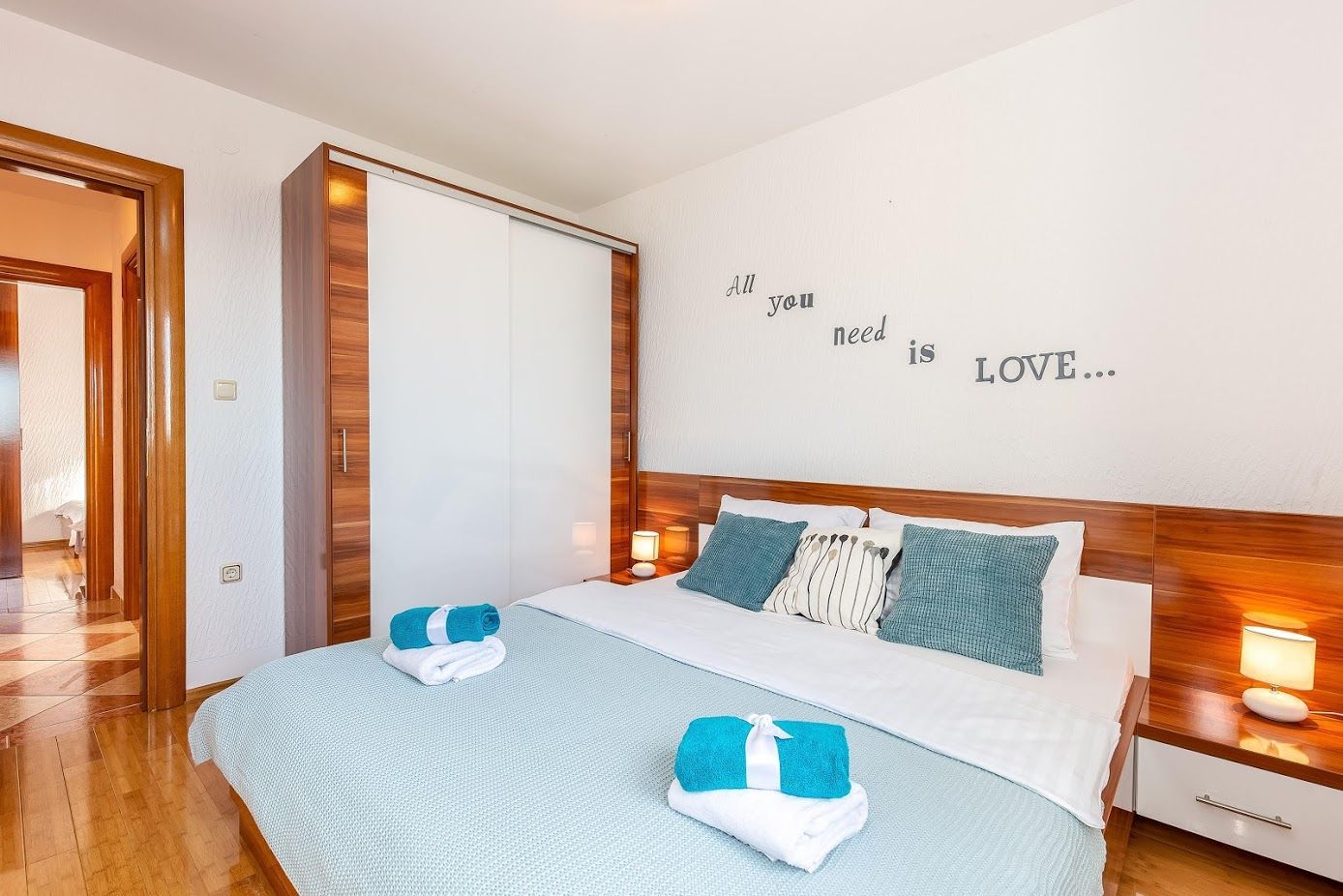 Apartments Tommy 74711-A1