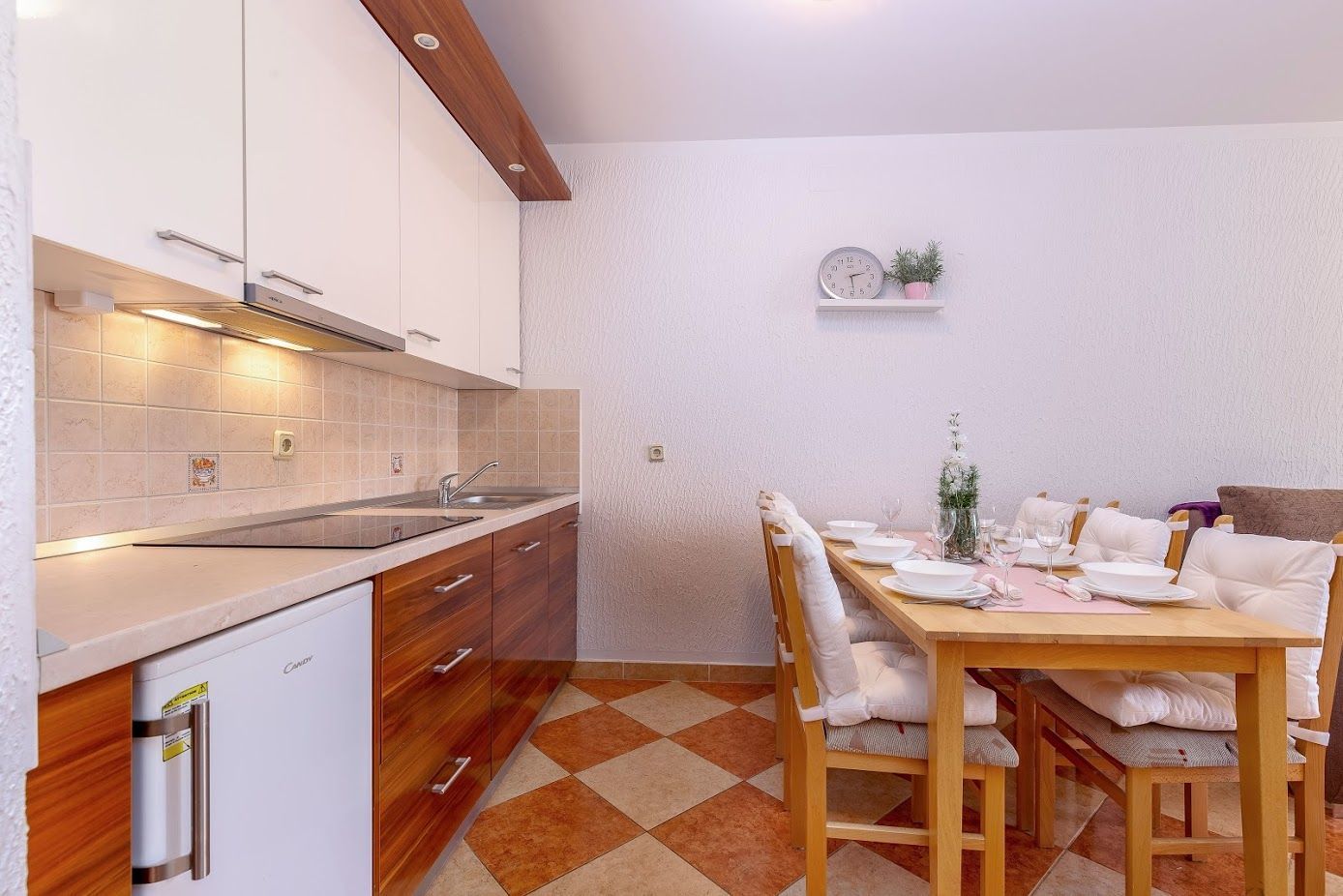 Apartments Tommy 74711-A2