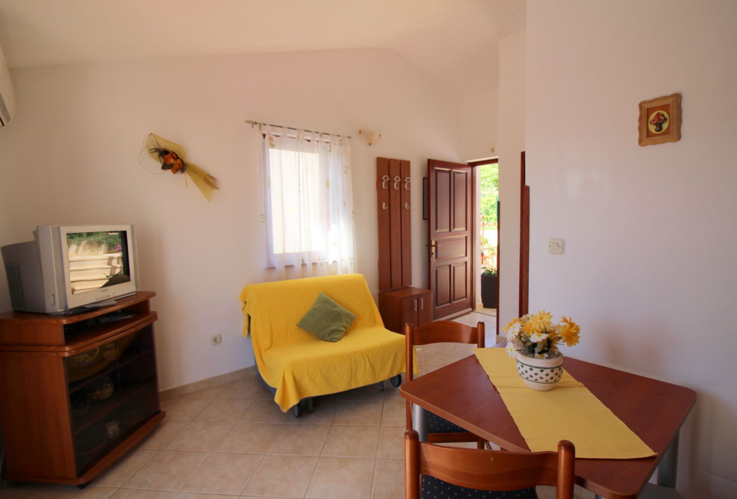 Apartments RADIN 63714-A2