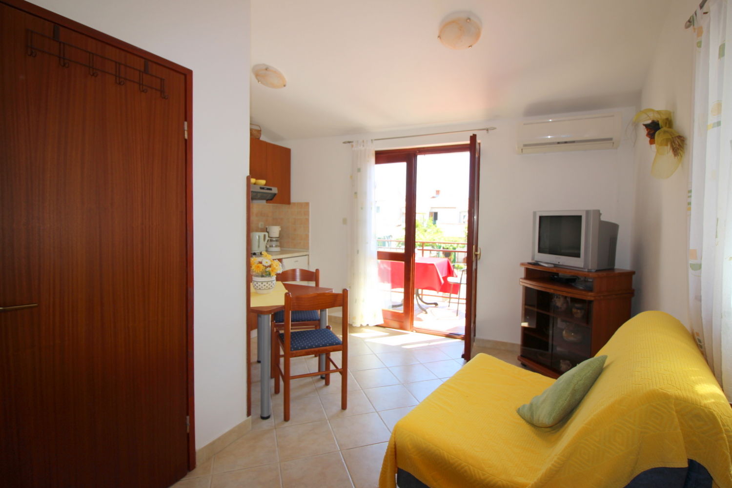 Apartments RADIN 63714-A2