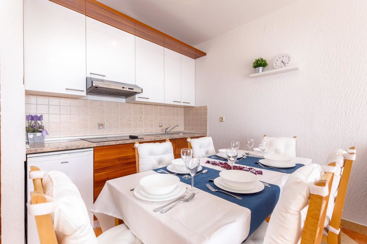 Apartments Tommy Com 74751-A2
