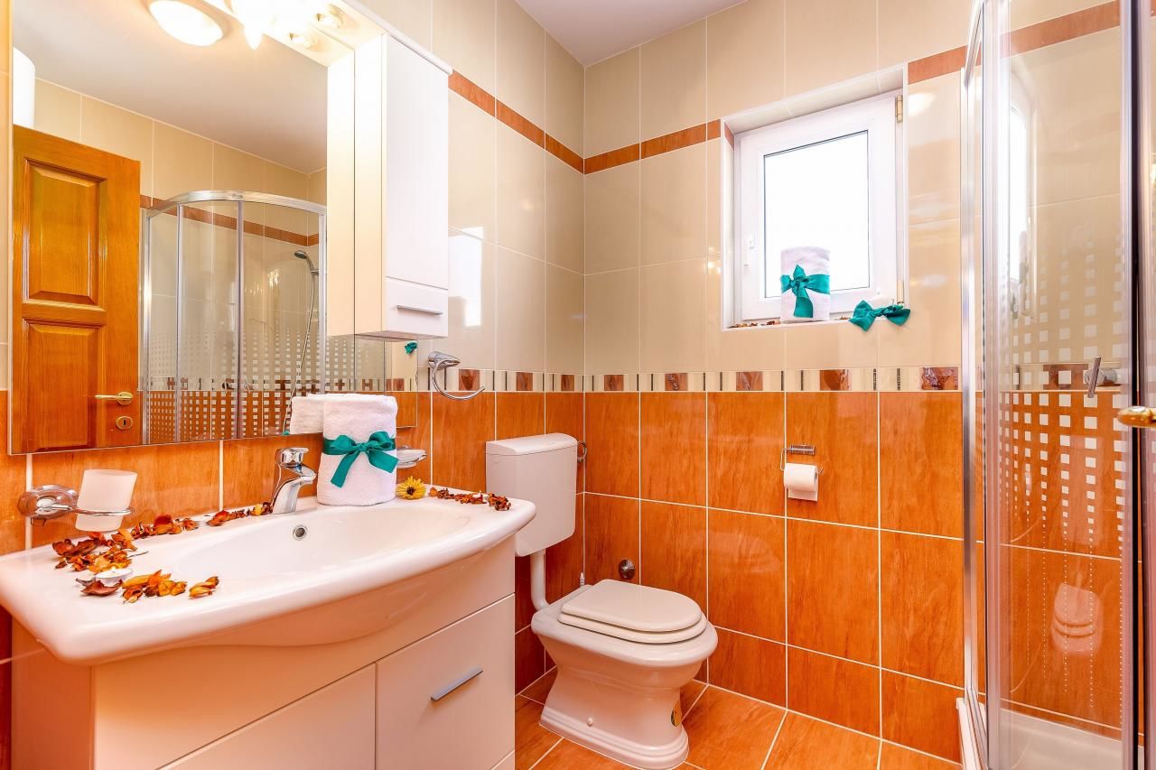 Apartments Tommy Com 74751-A2