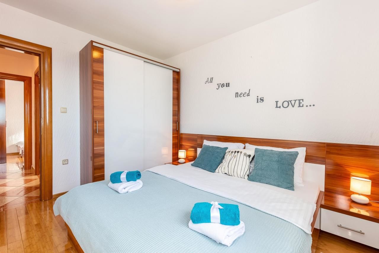 Apartments Tommy Com 74751-A3