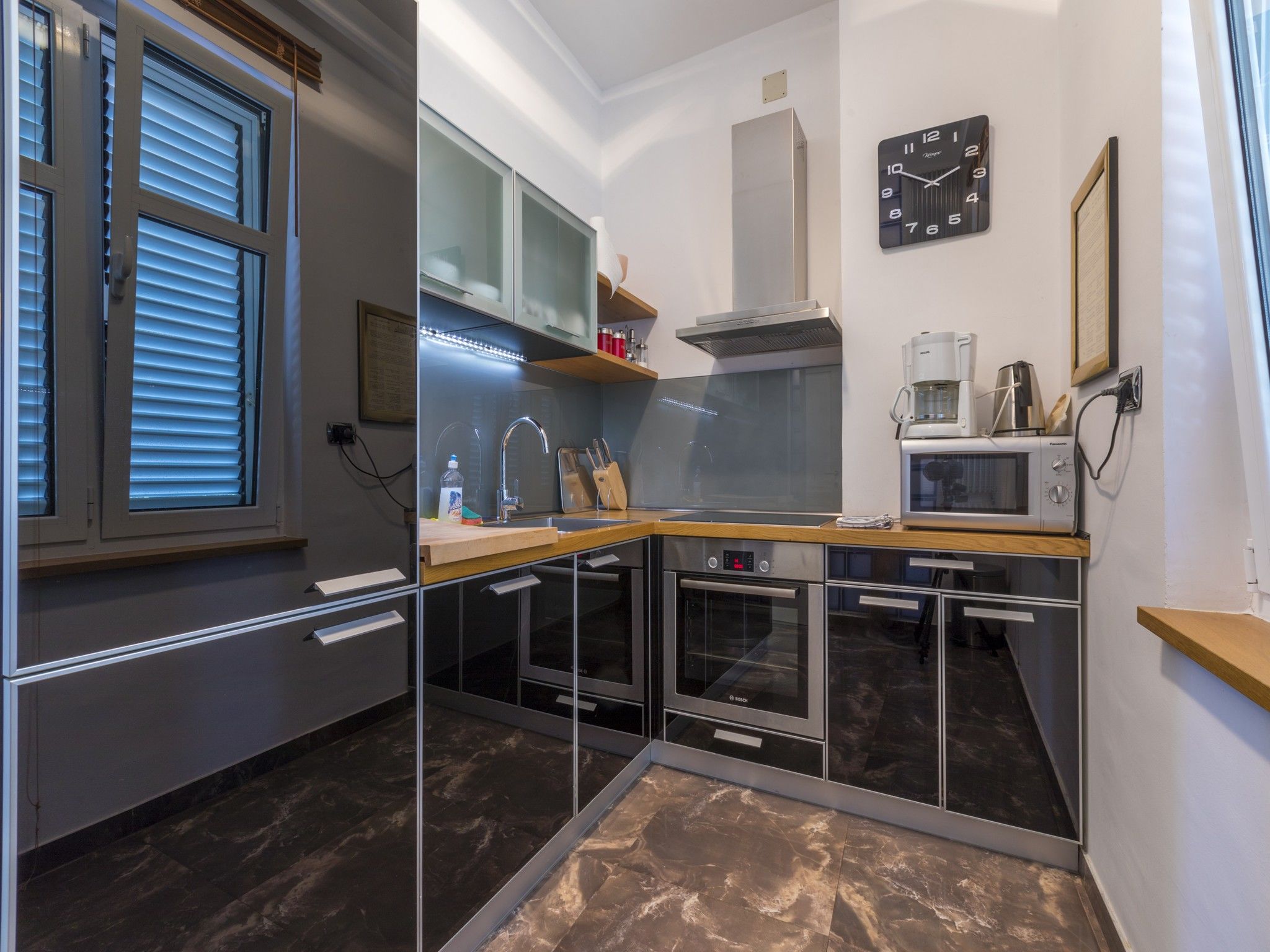 Apartment Sunny 62703-A1